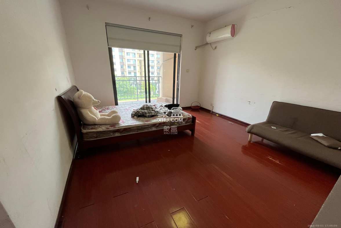 堤亚纳湾(深业沙河城) 4室2厅1卫 3500.0元/月 堤亚纳湾(深业沙河城) 4室2厅1卫 3500.0元/月室内图