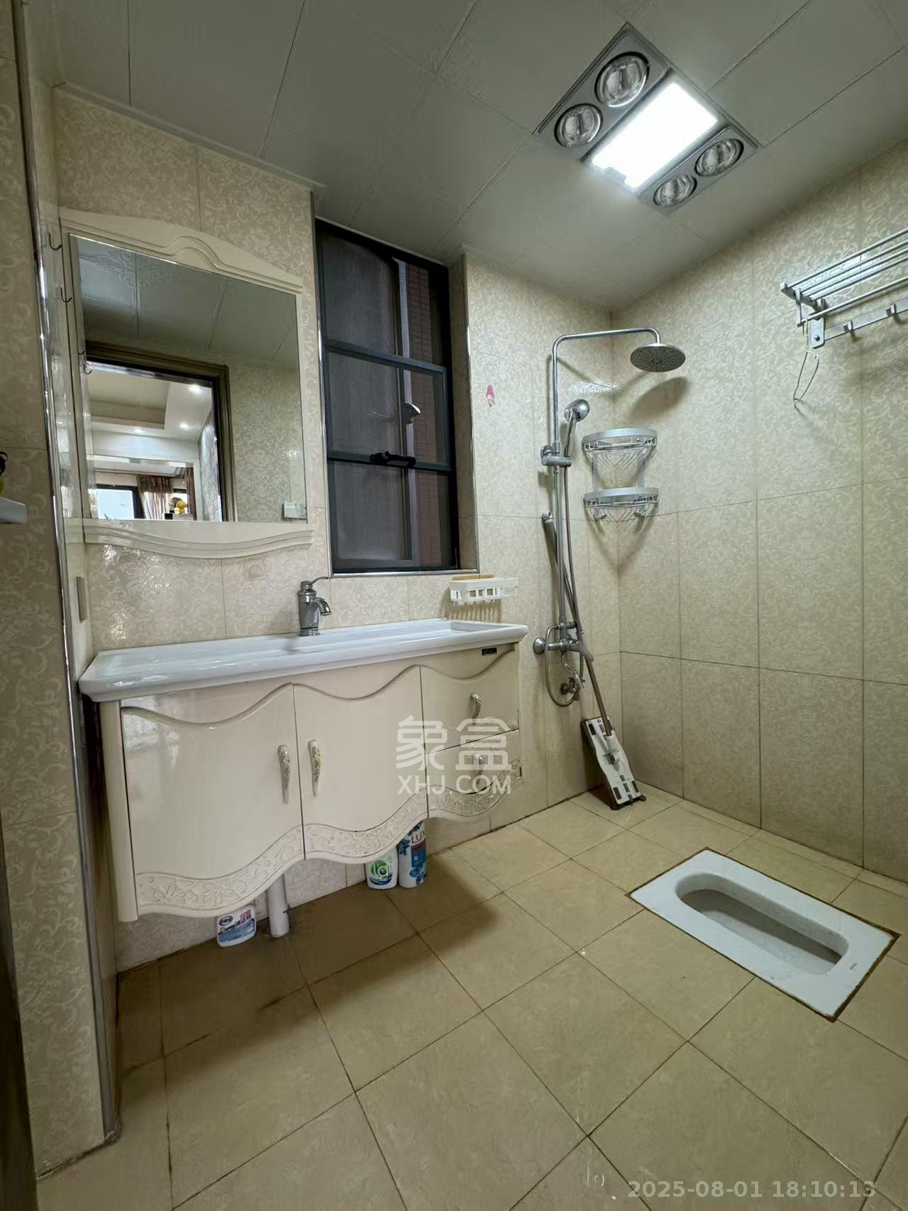 万博汇  2室1厅1卫    2800.0元/月室内图