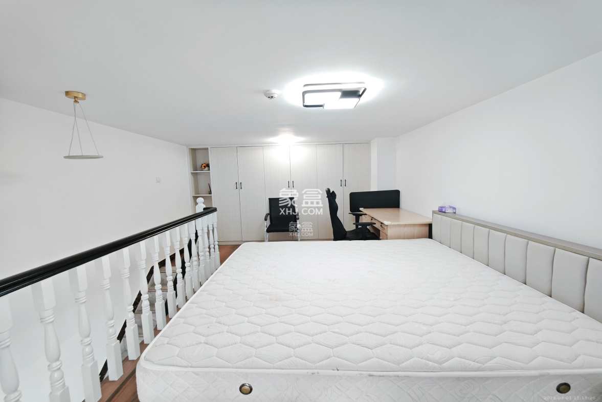 万科金色梦想B区  1室0厅0卫    1800.0元/月 万科金色梦想B区  1室0厅0卫    1800.0元/月室内图