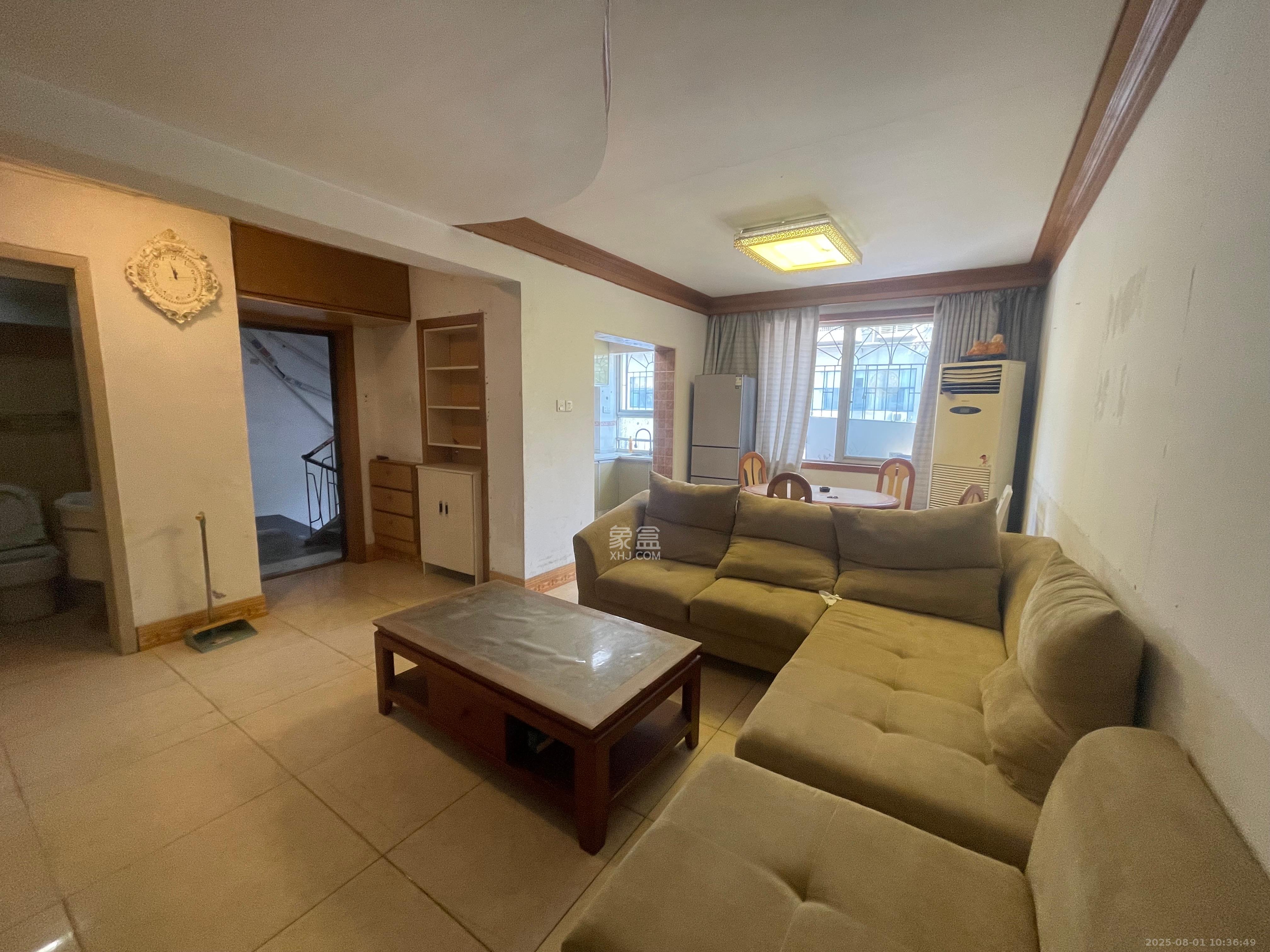 振湘小区 2室1厅1卫 1800.0元/月 振湘小区 2室1厅1卫 1800.0元/月室内图