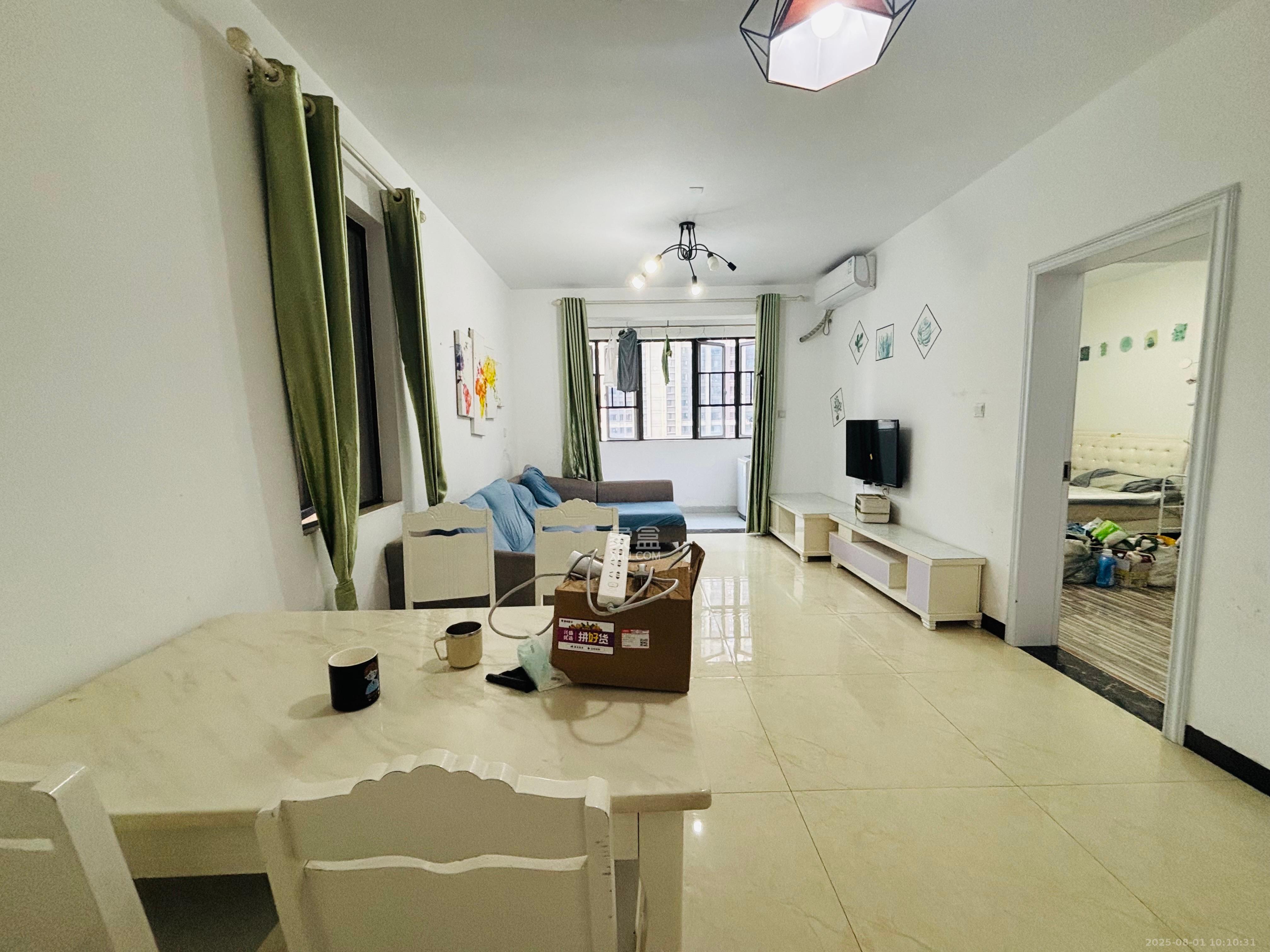 中国铁建梅溪青秀二期  1室1厅1卫    2350.0元/月户型图