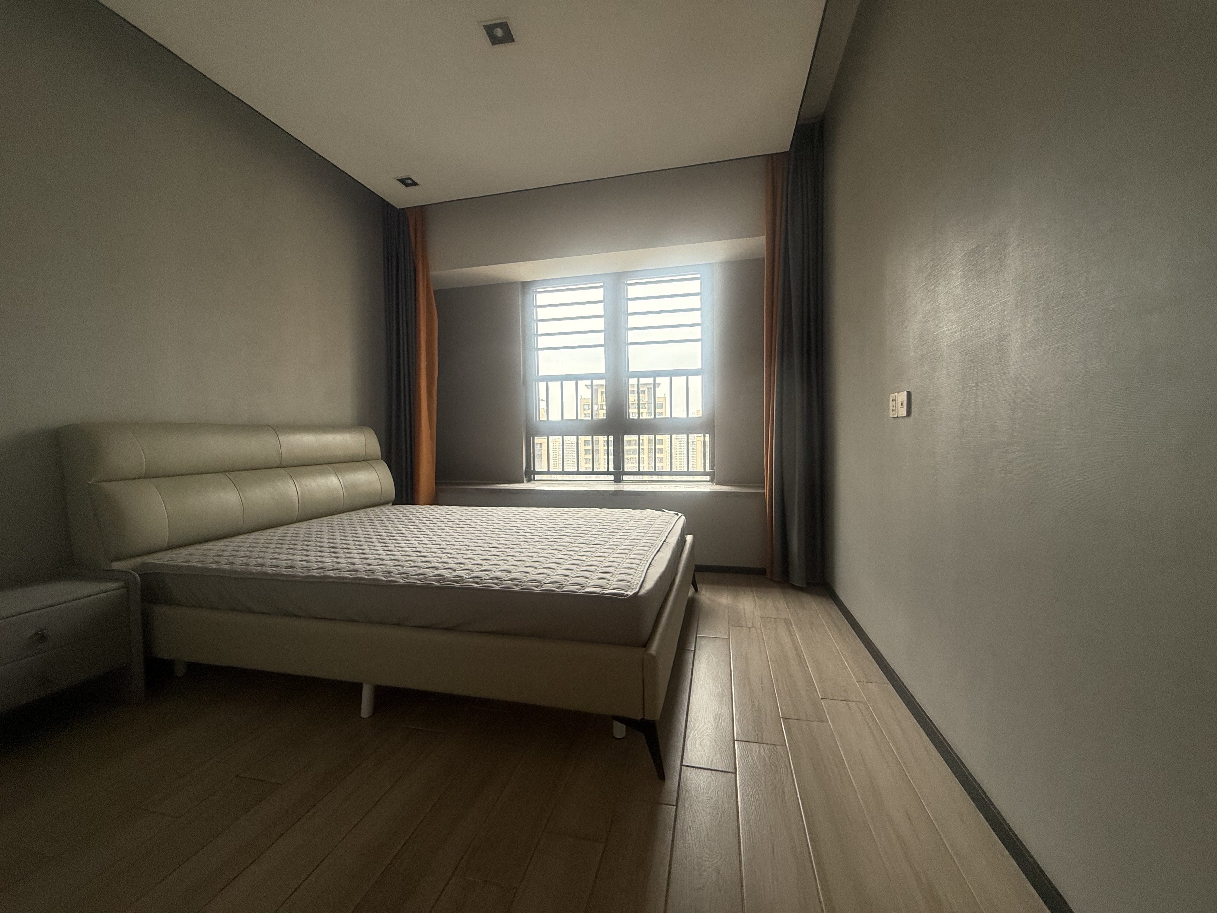 融创海口一号 4室2厅2卫 6000.00元/月 融创海口一号 4室2厅2卫 6000.00元/月室内图