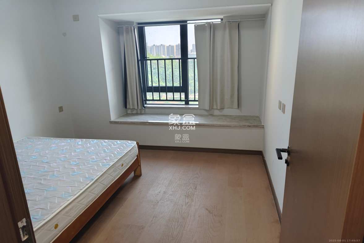 梦想麓隐天境  3室2厅2卫    3700.0元/月 梦想麓隐天境  3室2厅2卫    3700.0元/月室内图