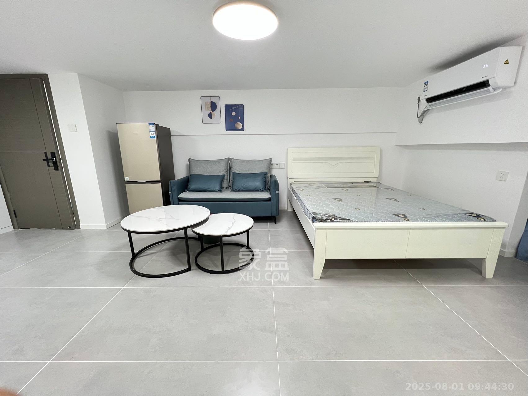 长房时代小镇 1室1厅1卫 1300.0元/月 长房时代小镇 1室1厅1卫 1300.0元/月室内图