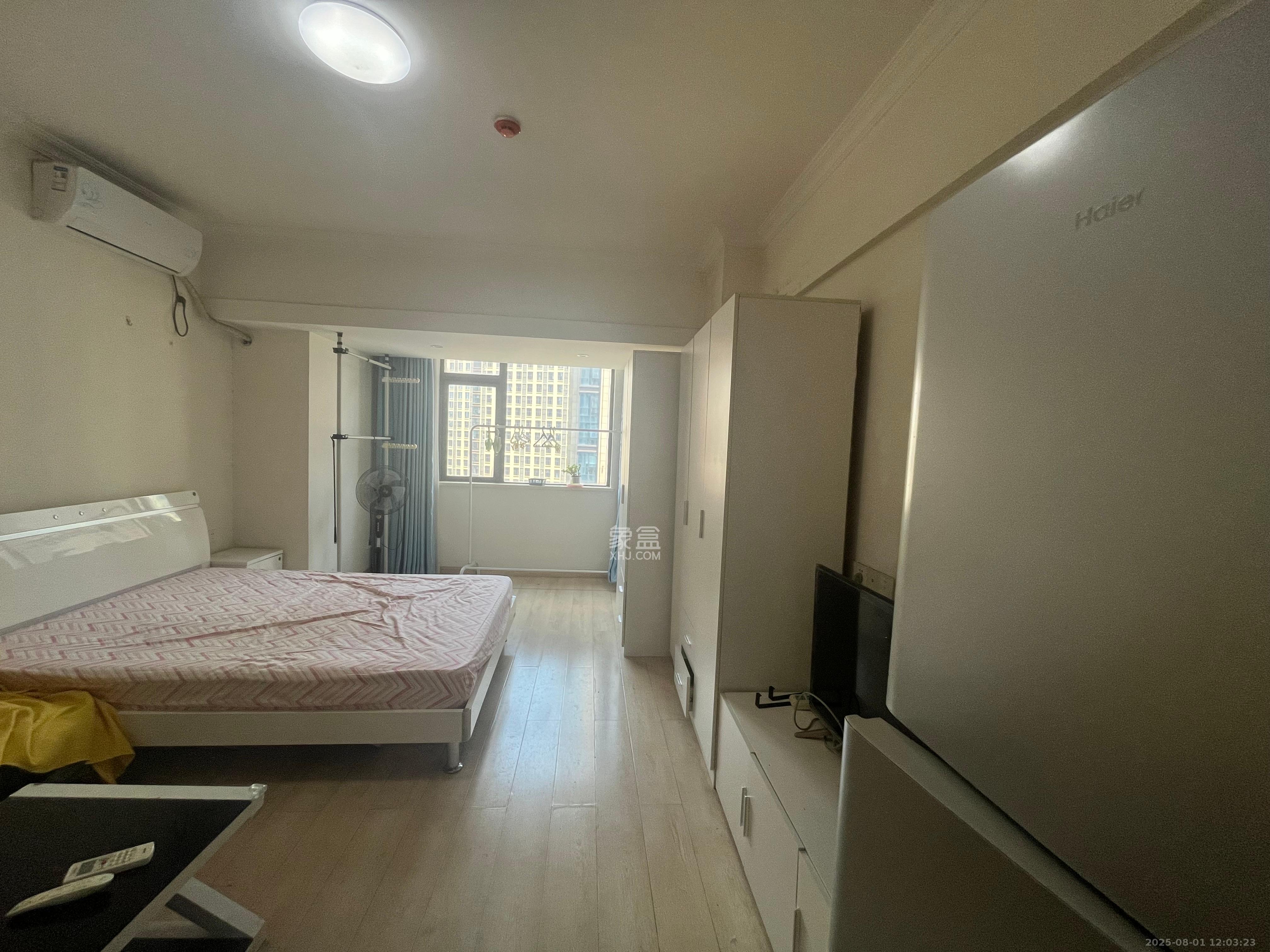 五江天街北区  1室1厅1卫    1500.0元/月室内图