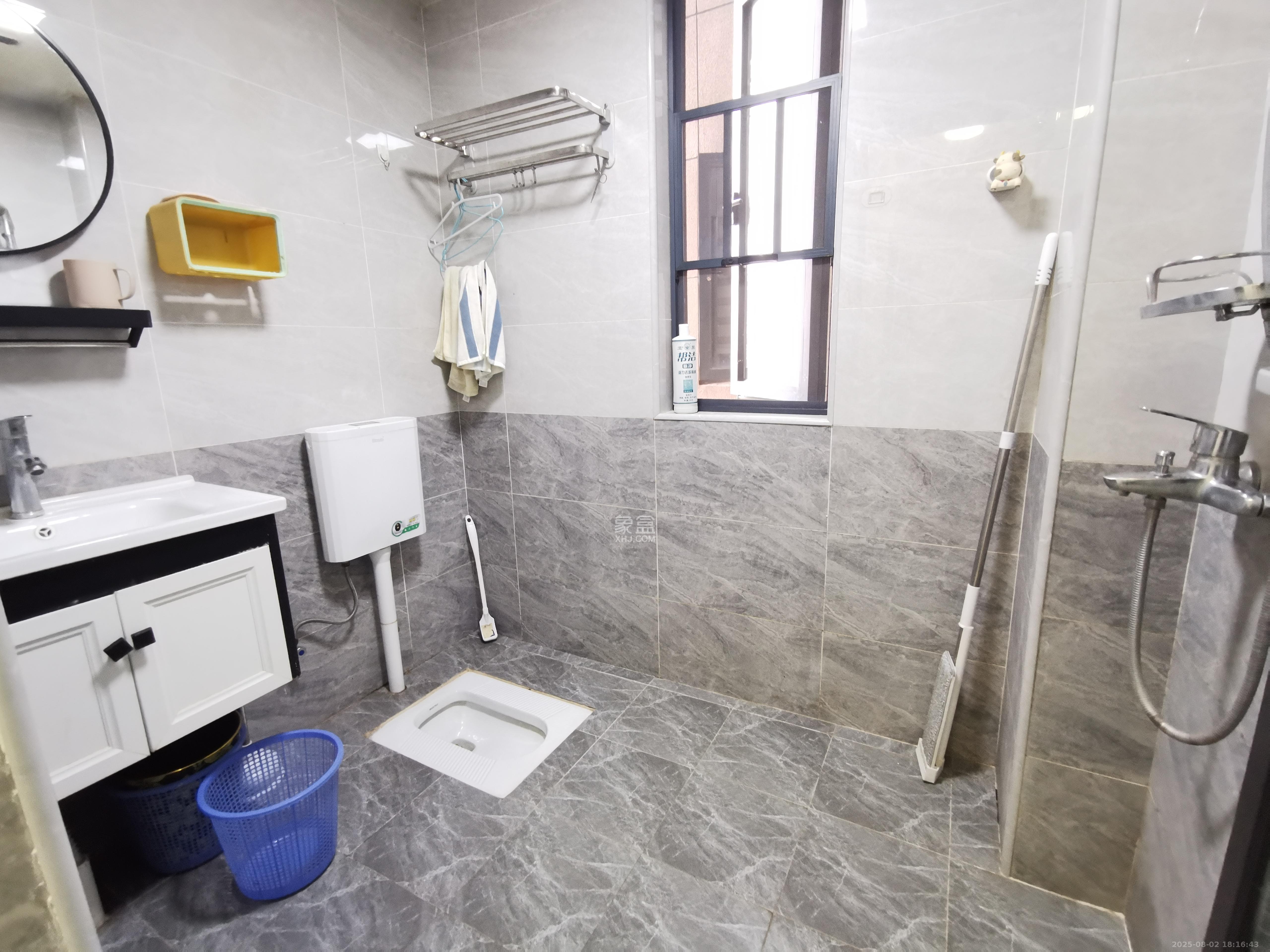 湘熙水郡(观澜海赋家园)  4室2厅2卫    3400.0元/月 湘熙水郡(观澜海赋家园)  4室2厅2卫    3400.0元/月室内图