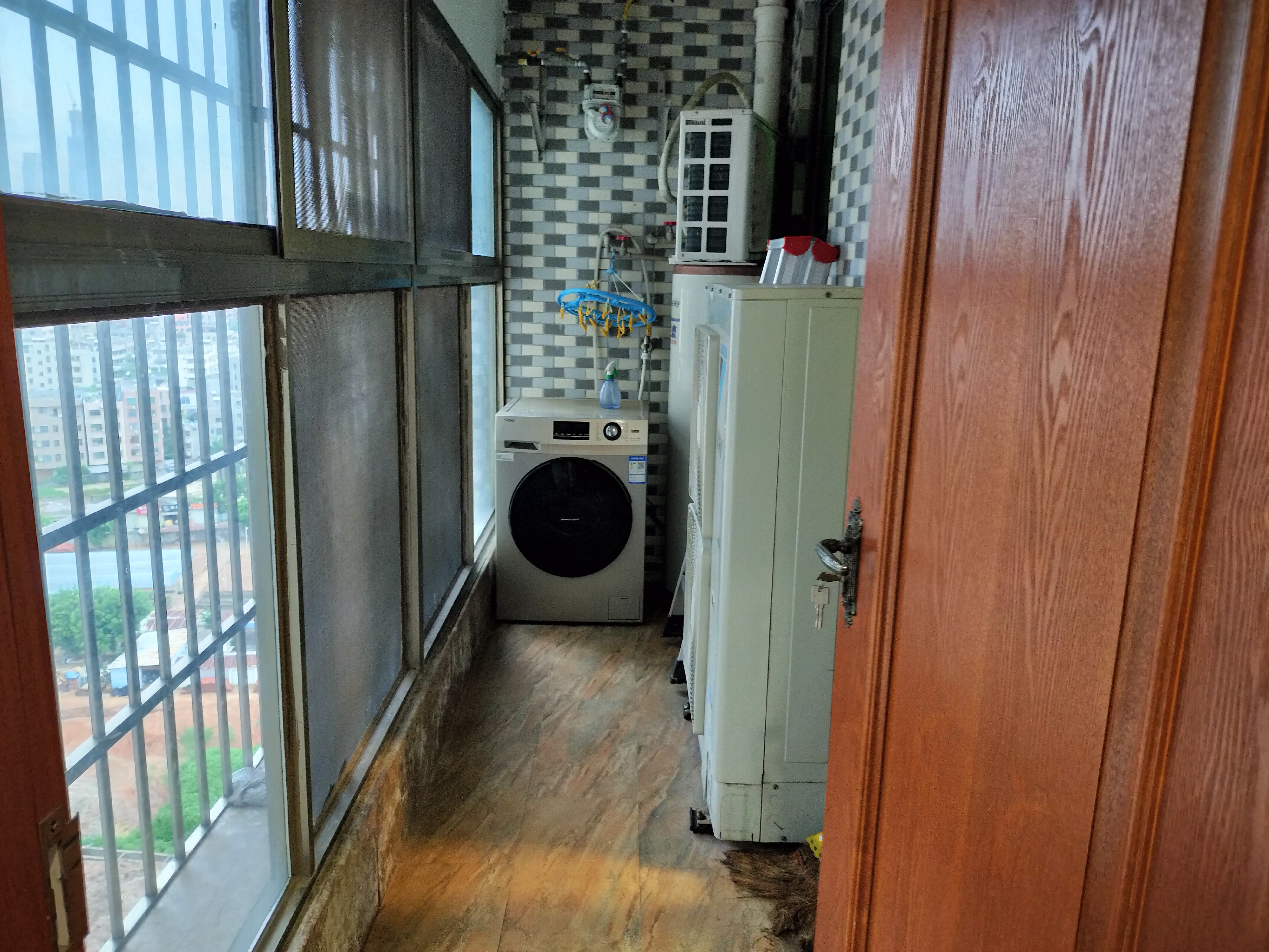 滨江宝恒 3室2厅2卫 2700.0元/月 滨江宝恒 3室2厅2卫 2700.0元/月室内图