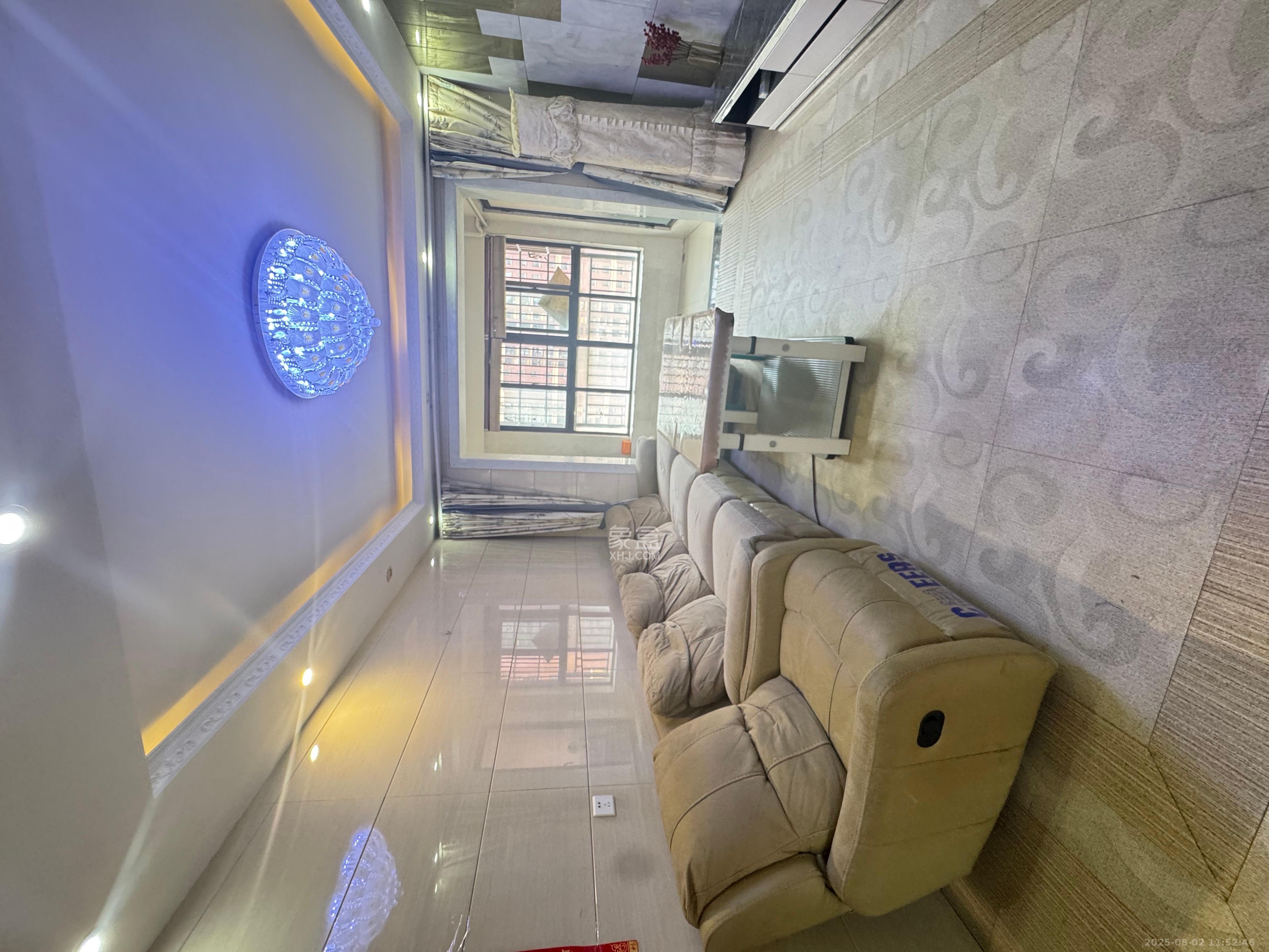 新城国际花都 3室2厅1卫 1900.0元/月 新城国际花都 3室2厅1卫 1900.0元/月室内图