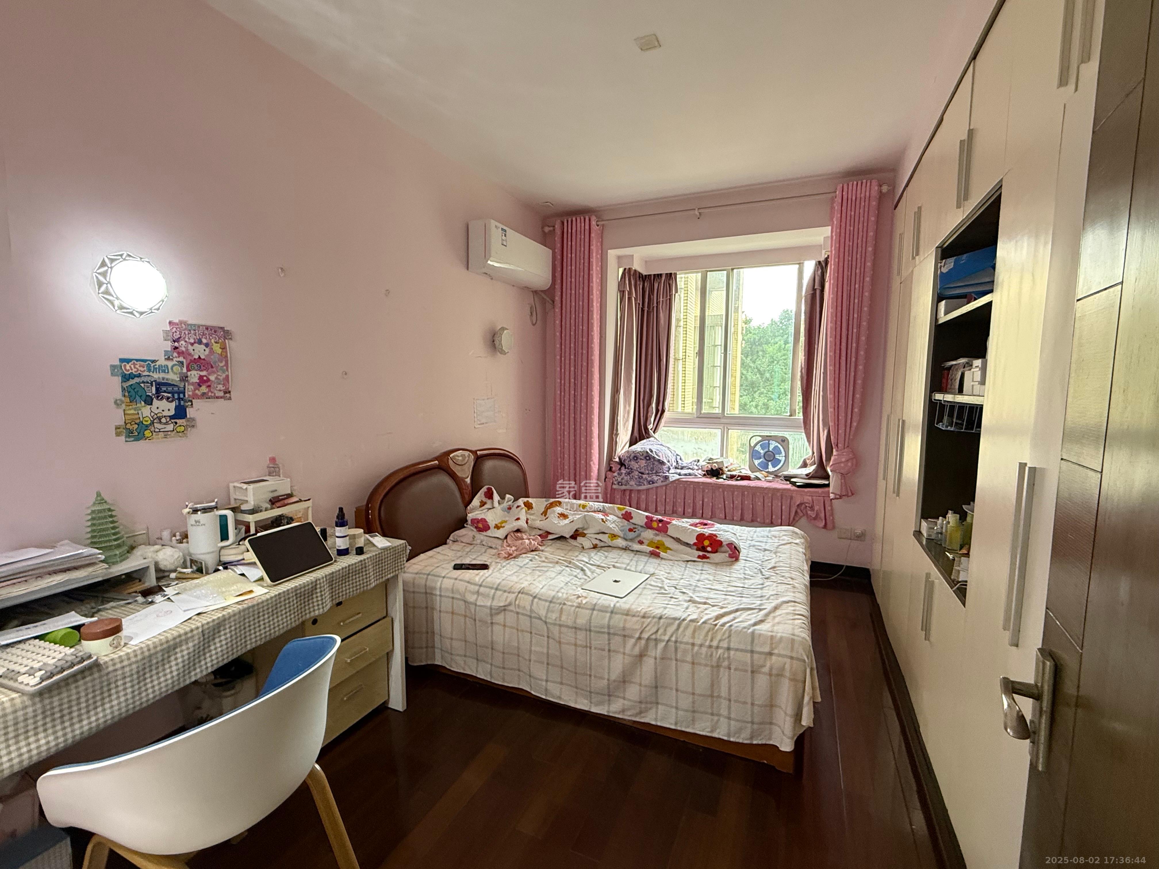 佳润新城(佳润新都) 3室2厅2卫 2800.0元/月 佳润新城(佳润新都) 3室2厅2卫 2800.0元/月室内图