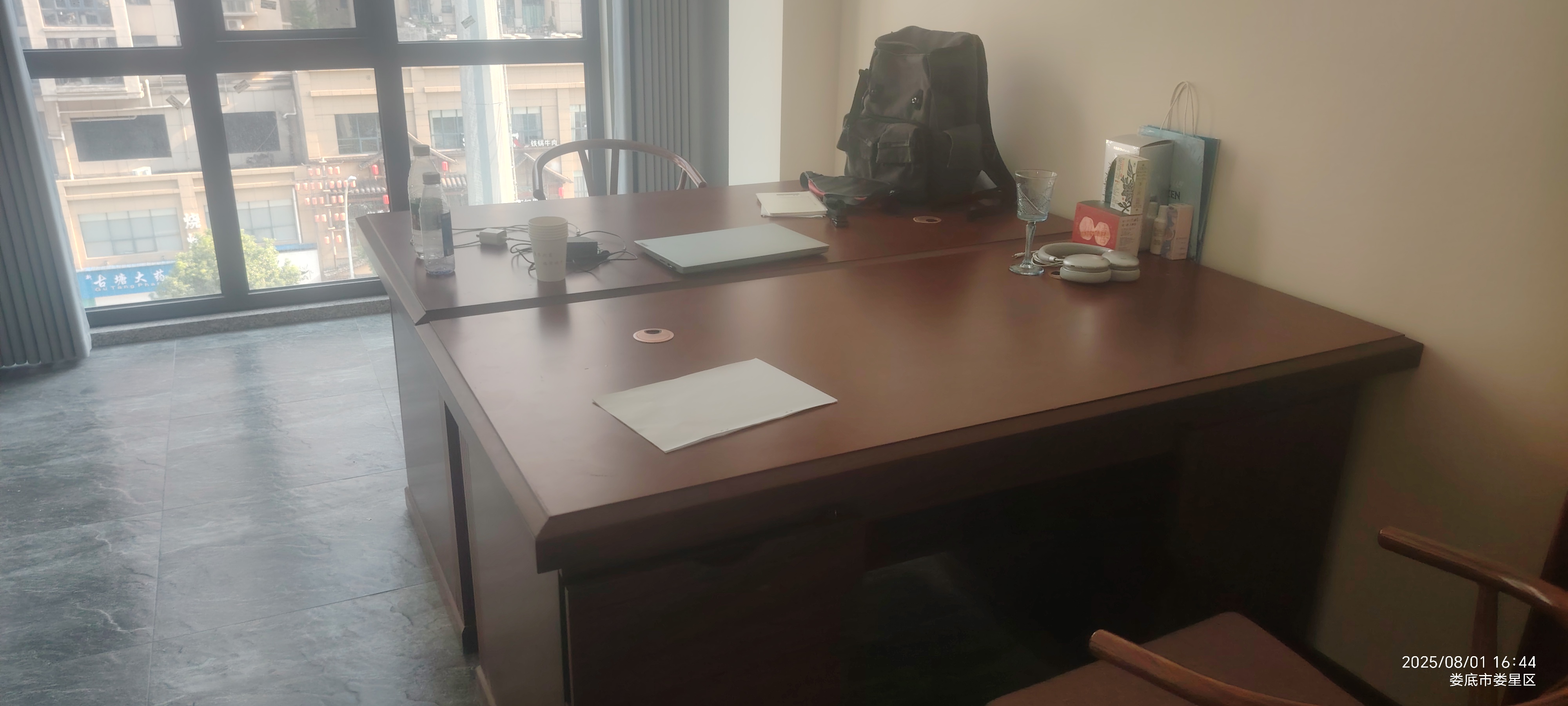 金兰湾商住小区 5室2厅1卫 12000.0元/月 金兰湾商住小区 5室2厅1卫 12000.0元/月室内图