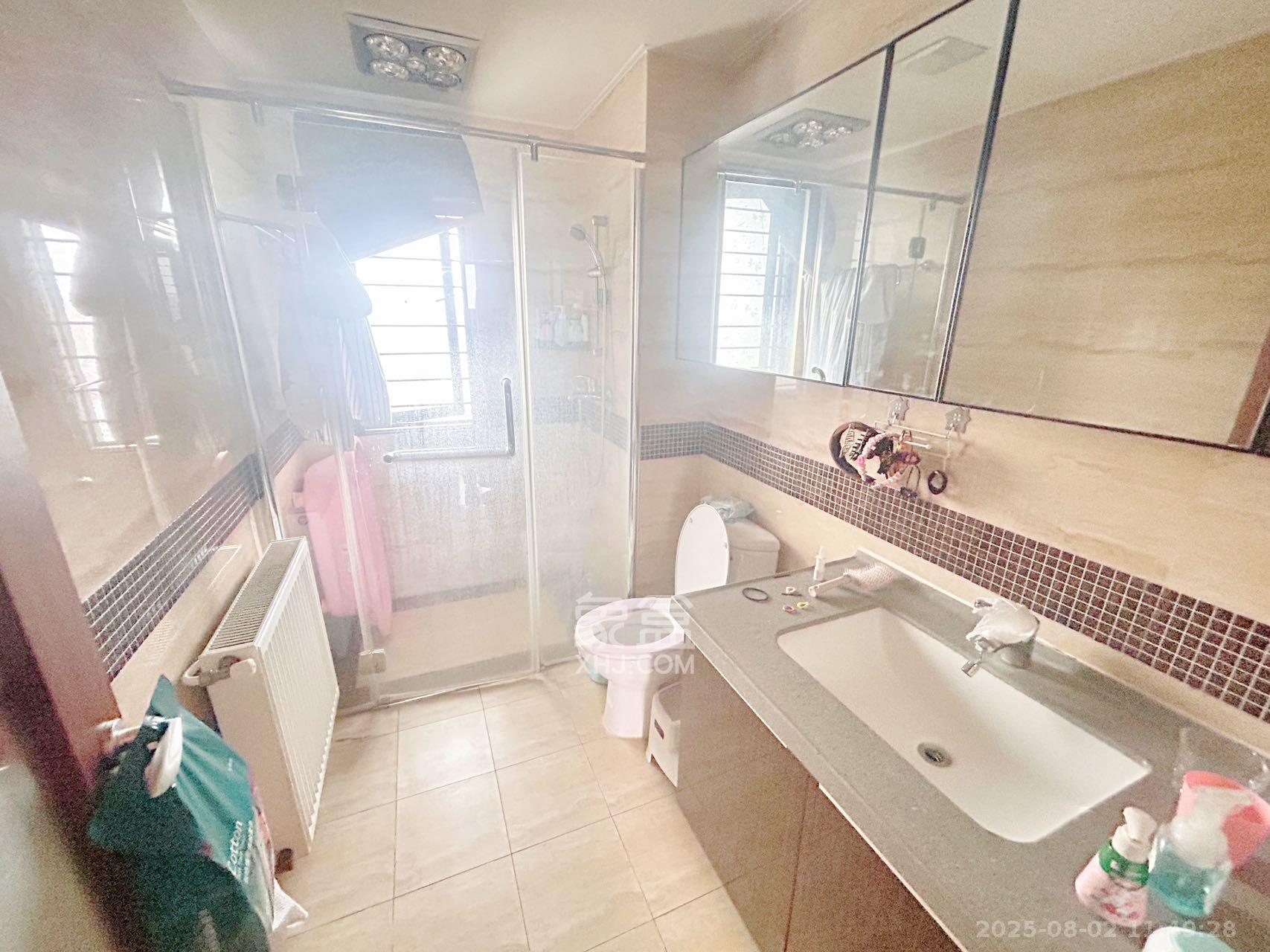 万科金域华府三四期 4室2厅2卫 3200.0元/月 万科金域华府三四期 4室2厅2卫 3200.0元/月室内图