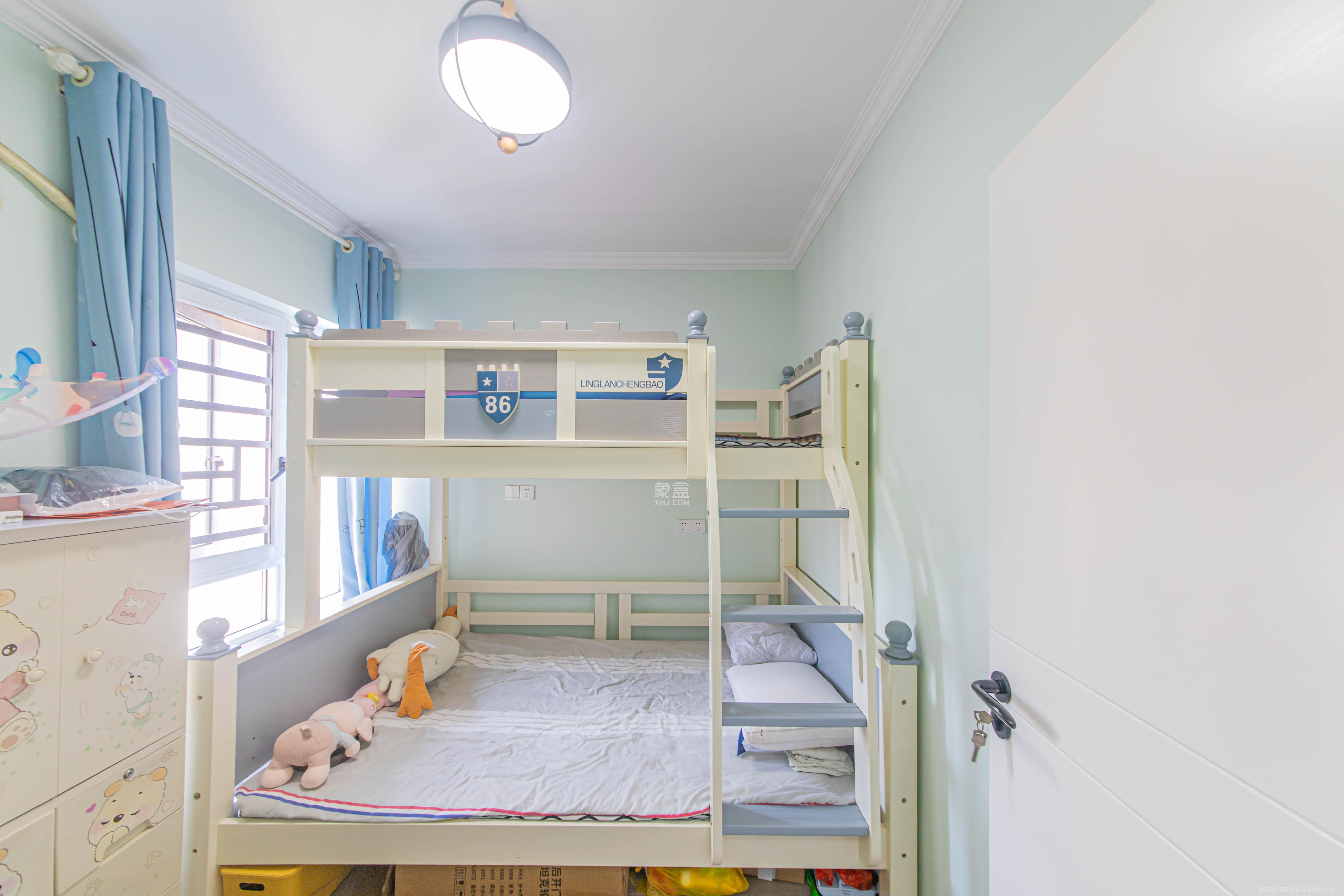 北辰中央公园DF区  3室2厅1卫    82.0万卧室