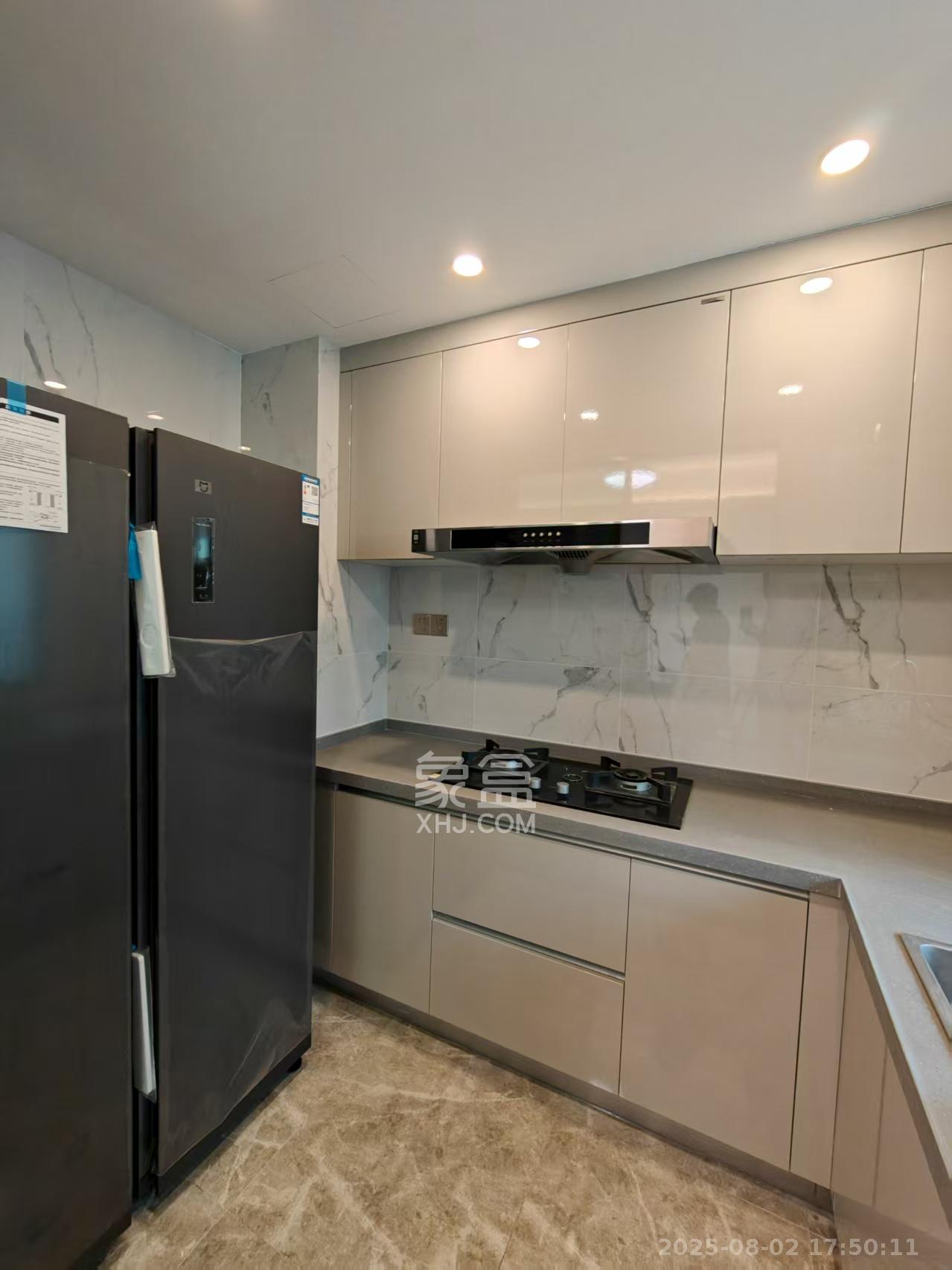 复地滨江金融中心  4室2厅2卫    5500.0元/月 复地滨江金融中心  4室2厅2卫    5500.0元/月室内图