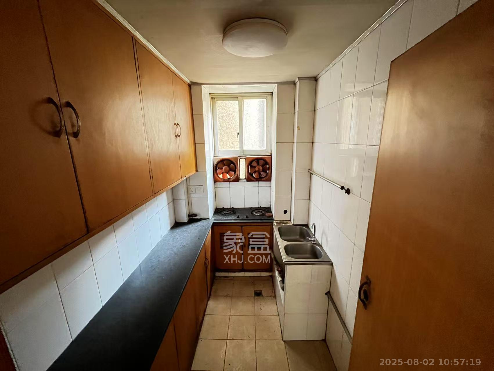 崇文里、崇圣里散盘 3室1厅1卫 1500.0元/月 崇文里、崇圣里散盘 3室1厅1卫 1500.0元/月室内图