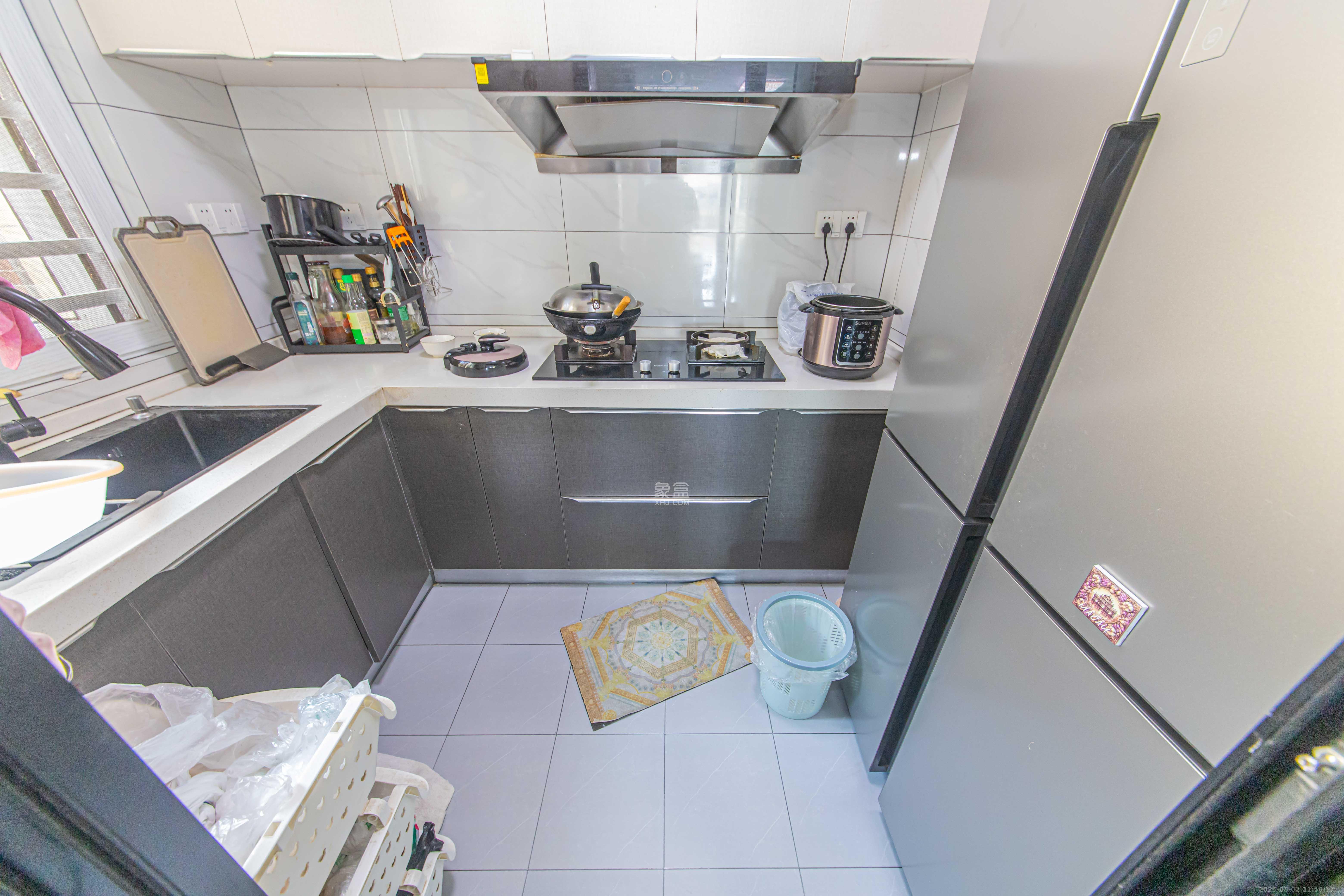 北辰中央公园DF区  3室2厅1卫    82.0万厨房