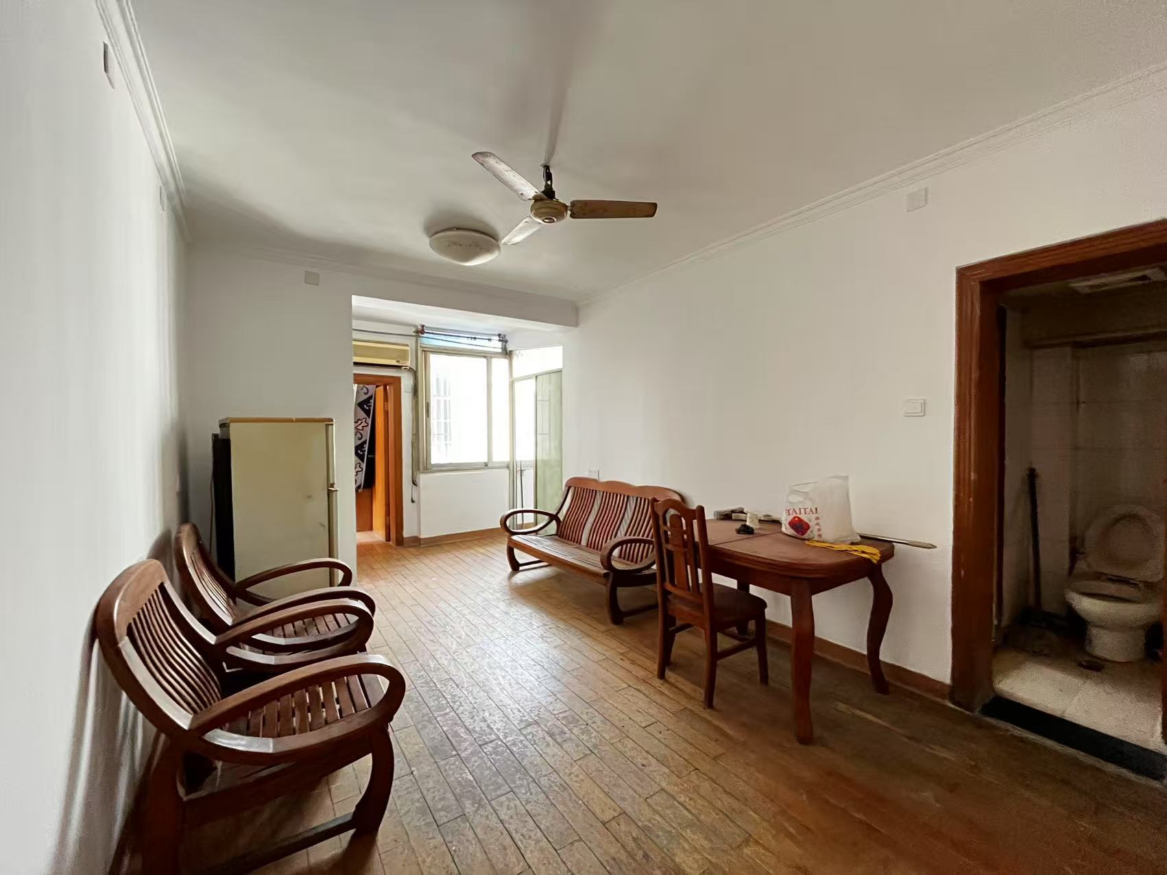 崇文里、崇圣里散盘 3室1厅1卫 1500.0元/月 崇文里、崇圣里散盘 3室1厅1卫 1500.0元/月户型图