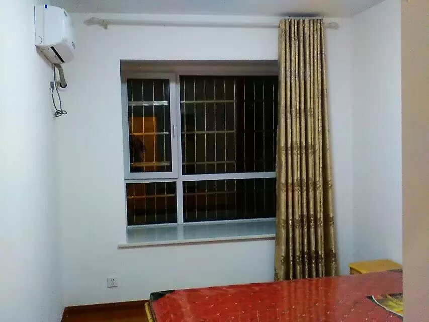 民俗文化广场 3室2厅2卫 2200.0元/月 民俗文化广场 3室2厅2卫 2200.0元/月室内图