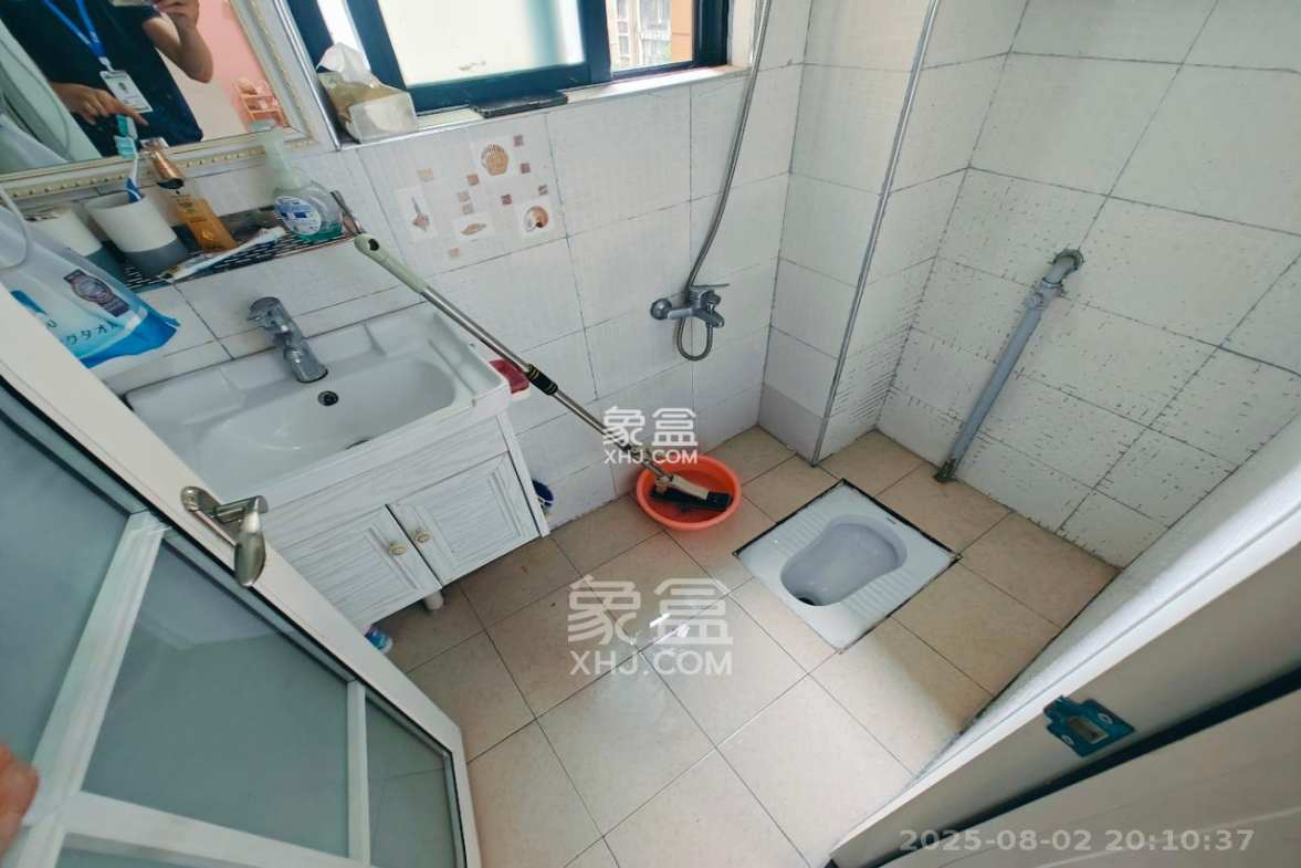 锦湘国际星城三期(锦绣苑)  1室1厅1卫    2000.0元/月 锦湘国际星城三期(锦绣苑)  1室1厅1卫    2000.0元/月室内图