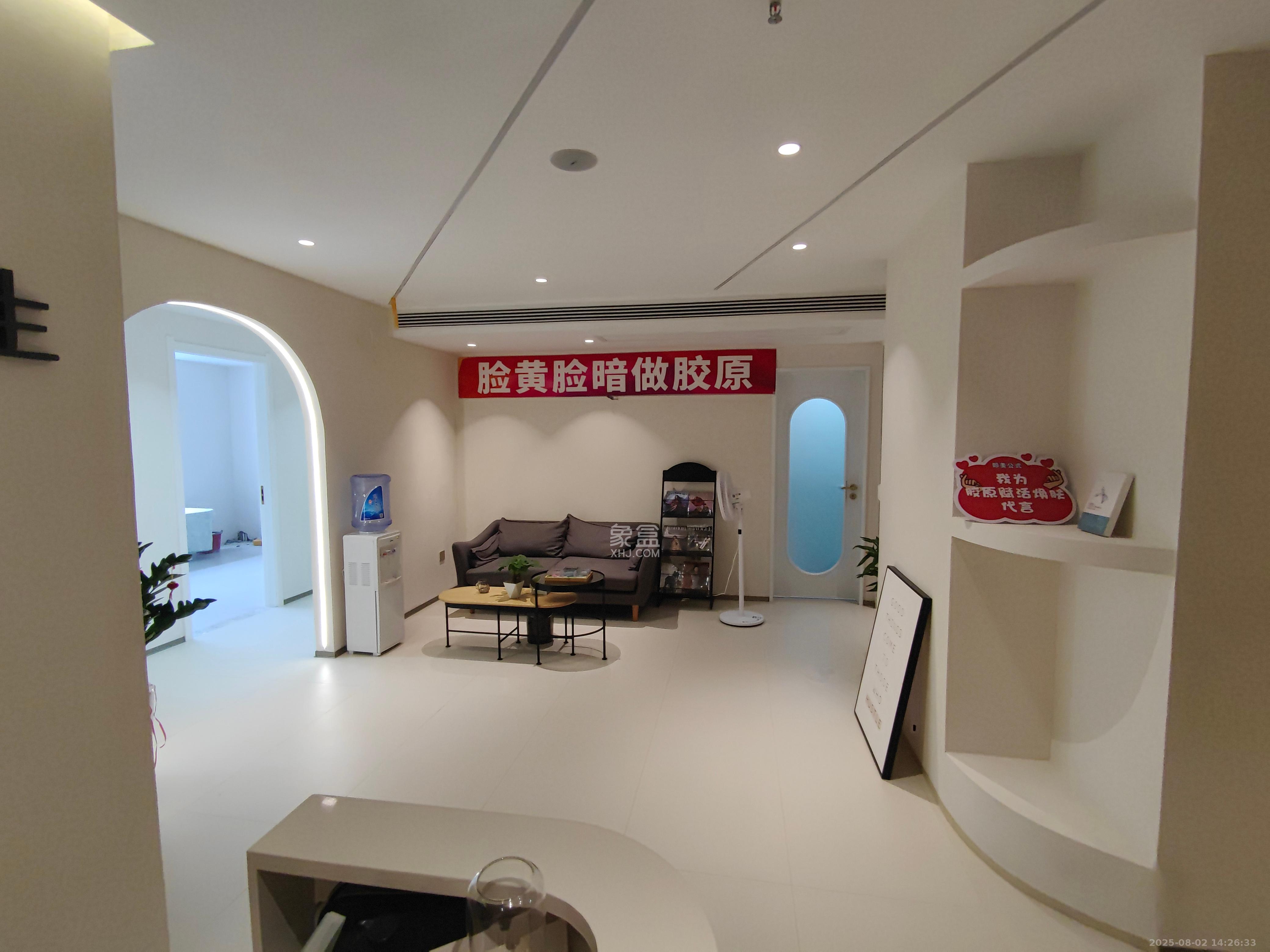 中城苑  5室2厅2卫   8000.00元/月室内图