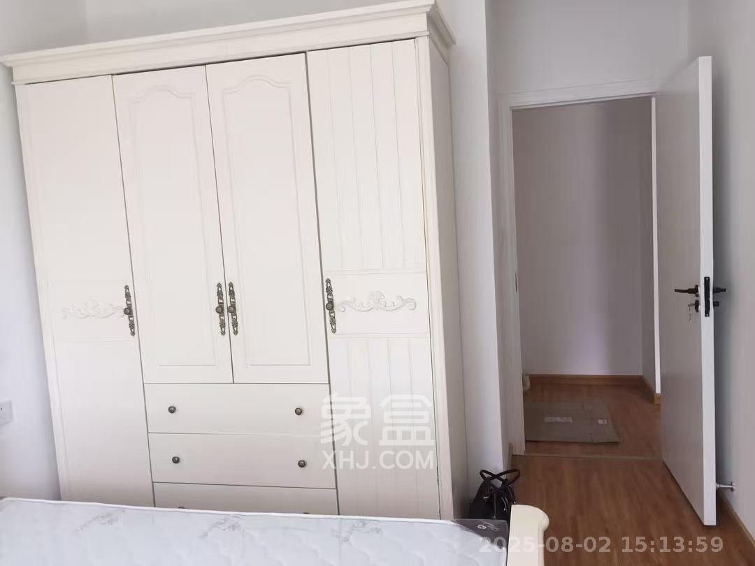 青竹湖畔 5室2厅2卫 4000.0元/月 青竹湖畔 5室2厅2卫 4000.0元/月室内图