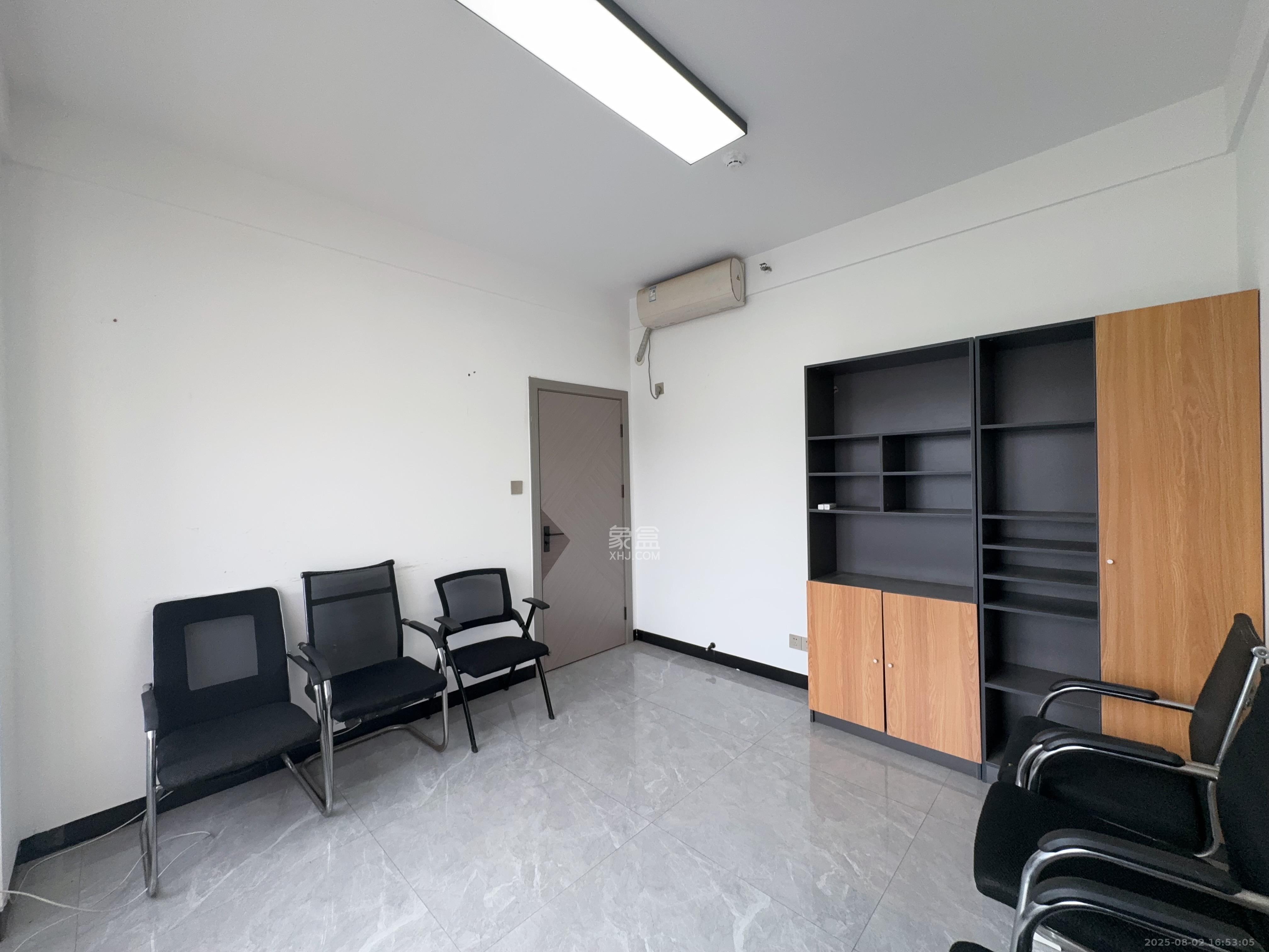 中云公寓  1室1厅1卫    5000.0元/月 中云公寓  1室1厅1卫    5000.0元/月室内图