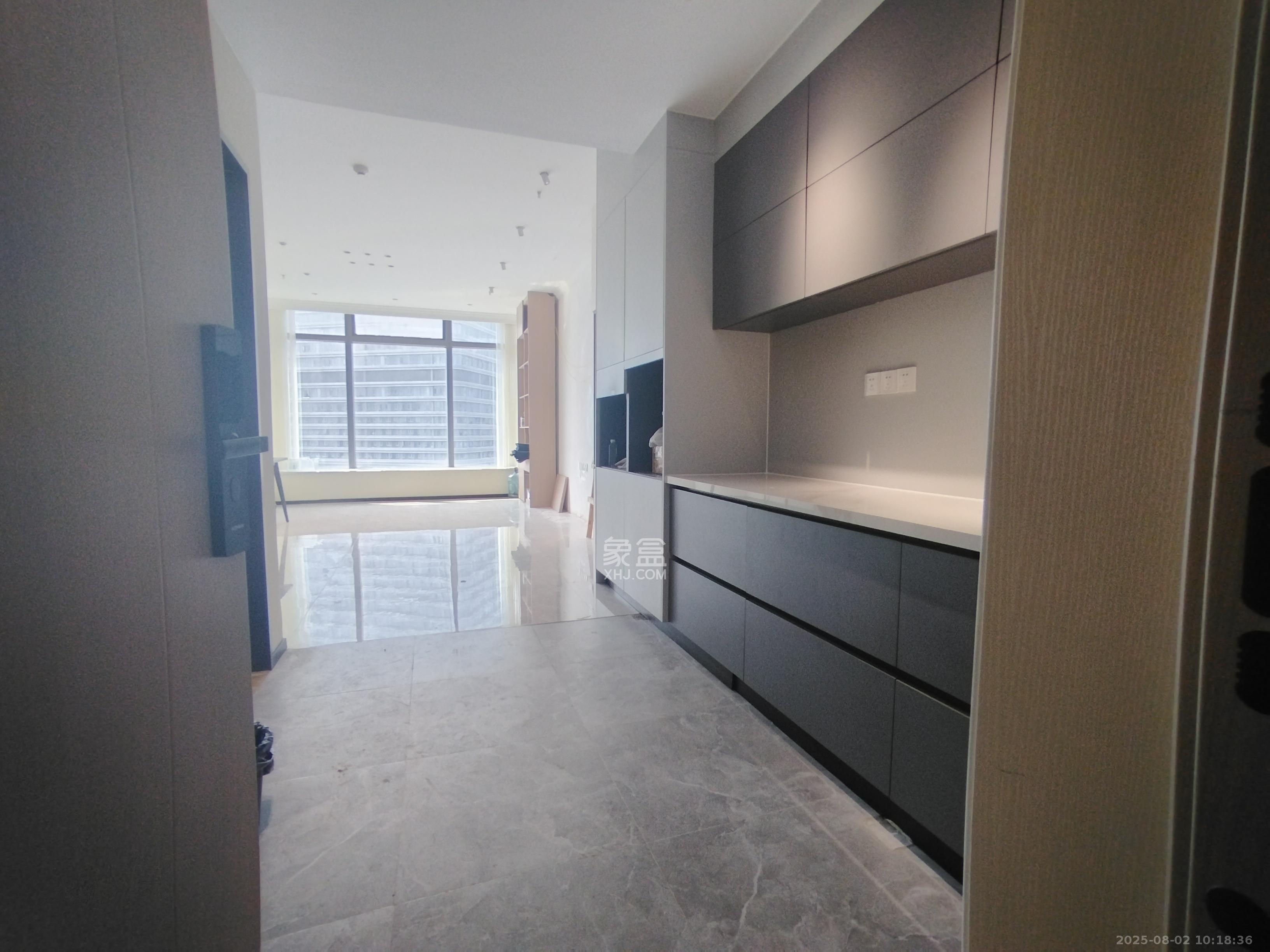 世茂铂曼   68.0㎡      2600.0元/月室内图