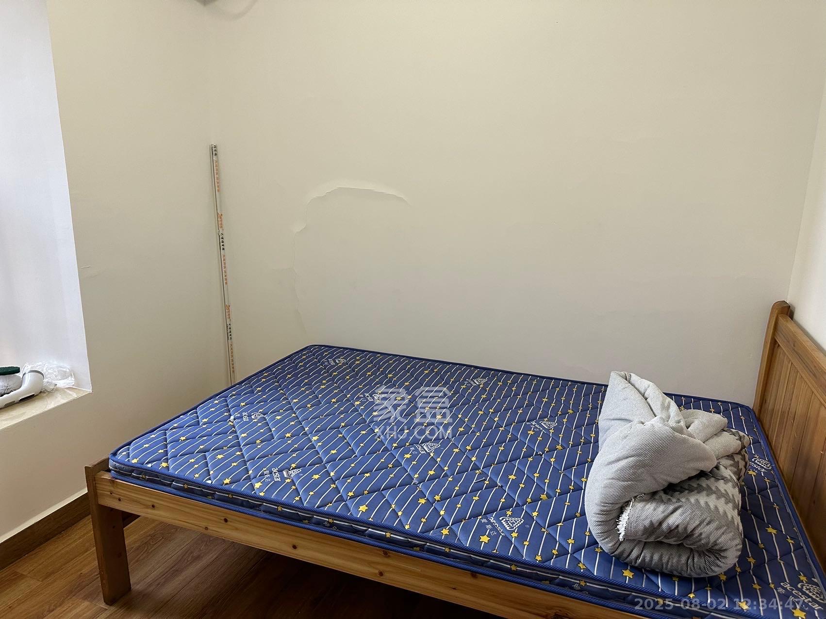 保利麓谷林语E区  3室0厅0卫    2400.0元/月室内图