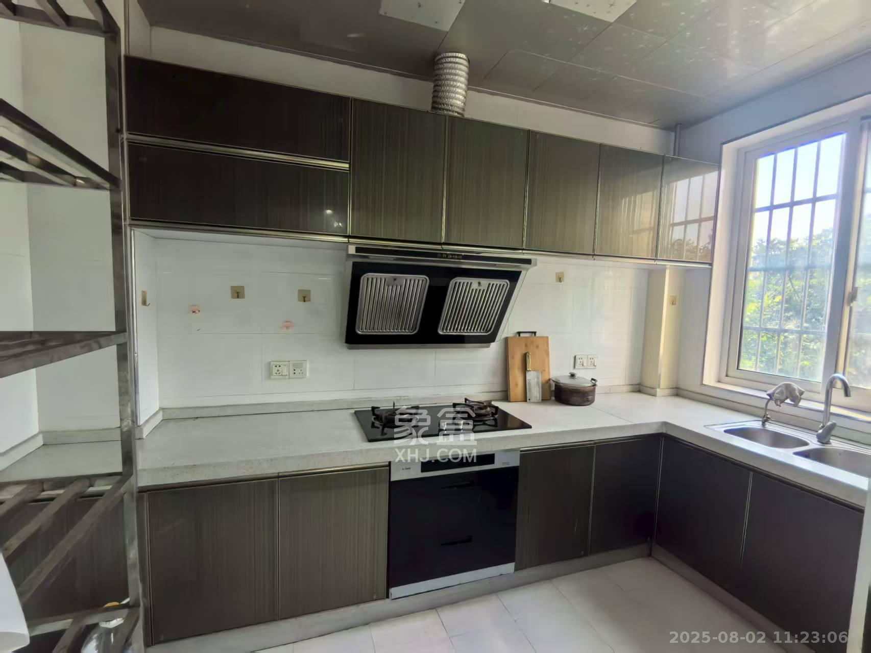 山水印象(愿景想山) 3室2厅2卫 1200.0元/月 山水印象(愿景想山) 3室2厅2卫 1200.0元/月室内图