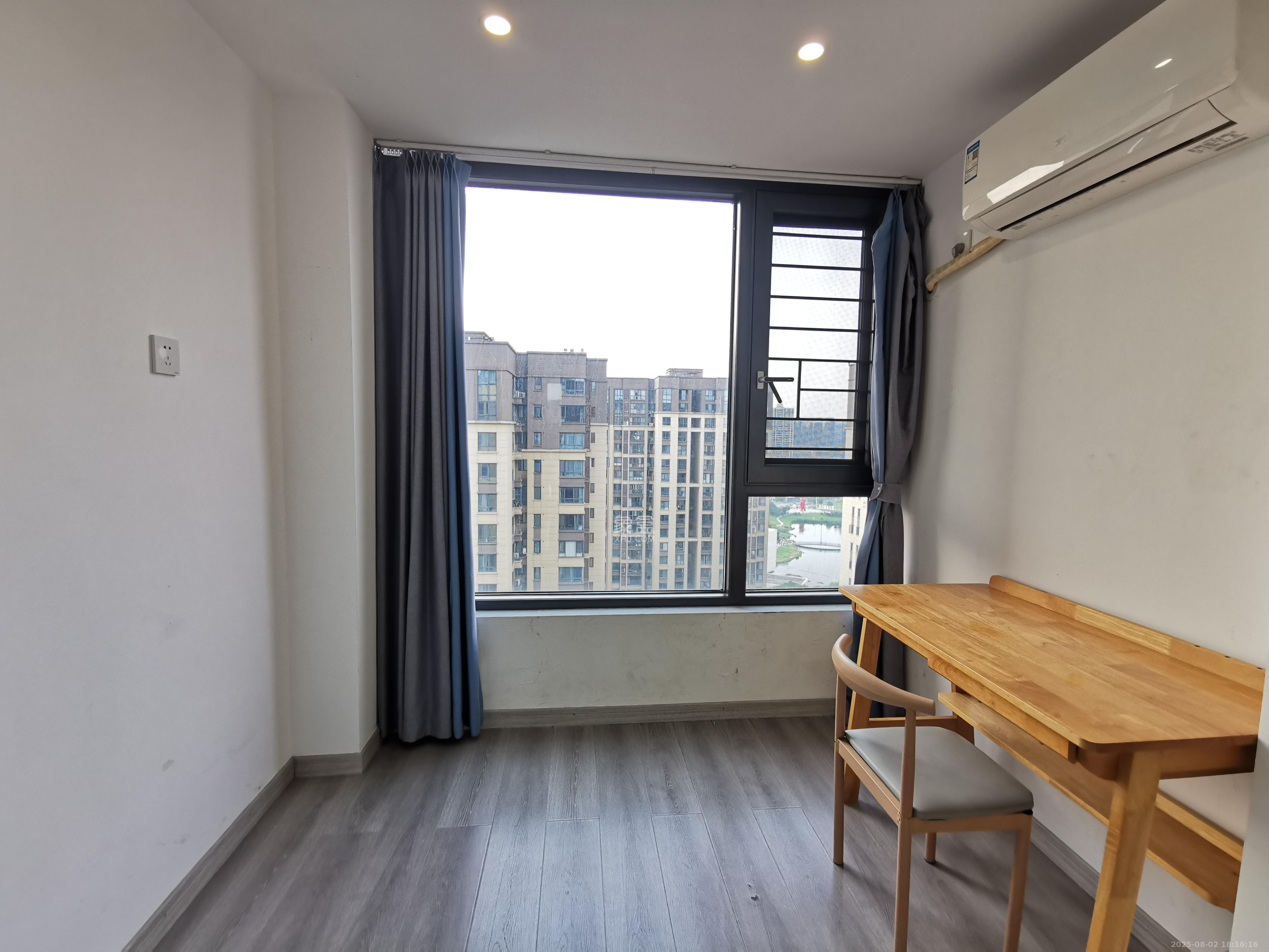 湘熙水郡(观澜海赋家园)  4室2厅2卫    3400.0元/月 湘熙水郡(观澜海赋家园)  4室2厅2卫    3400.0元/月室内图