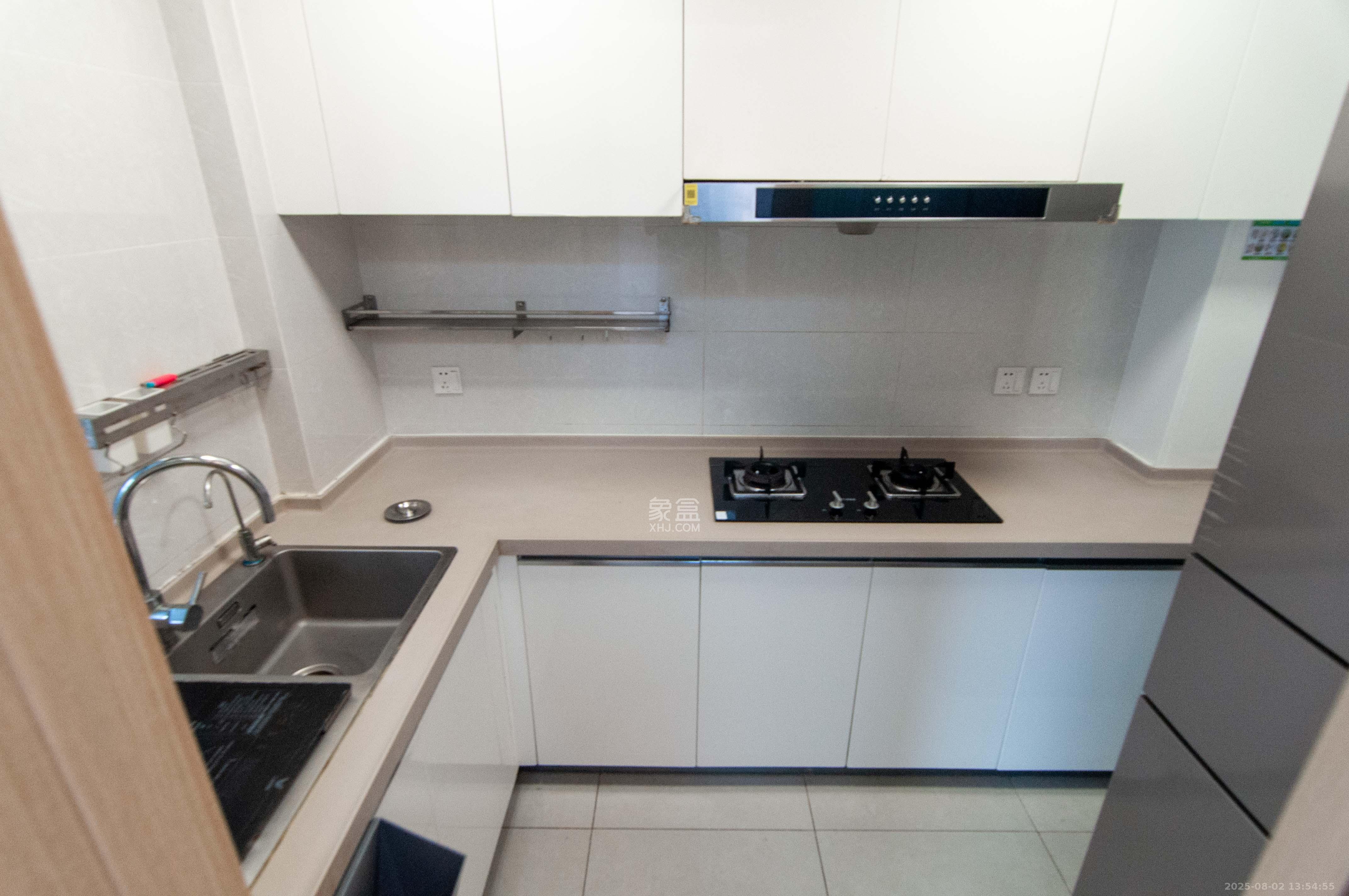 梅溪湖玺悦(新城金茂梦想玺悦)  4室2厅2卫    165.0万 梅溪湖玺悦(新城金茂梦想玺悦)  4室2厅2卫    165.0万厨房