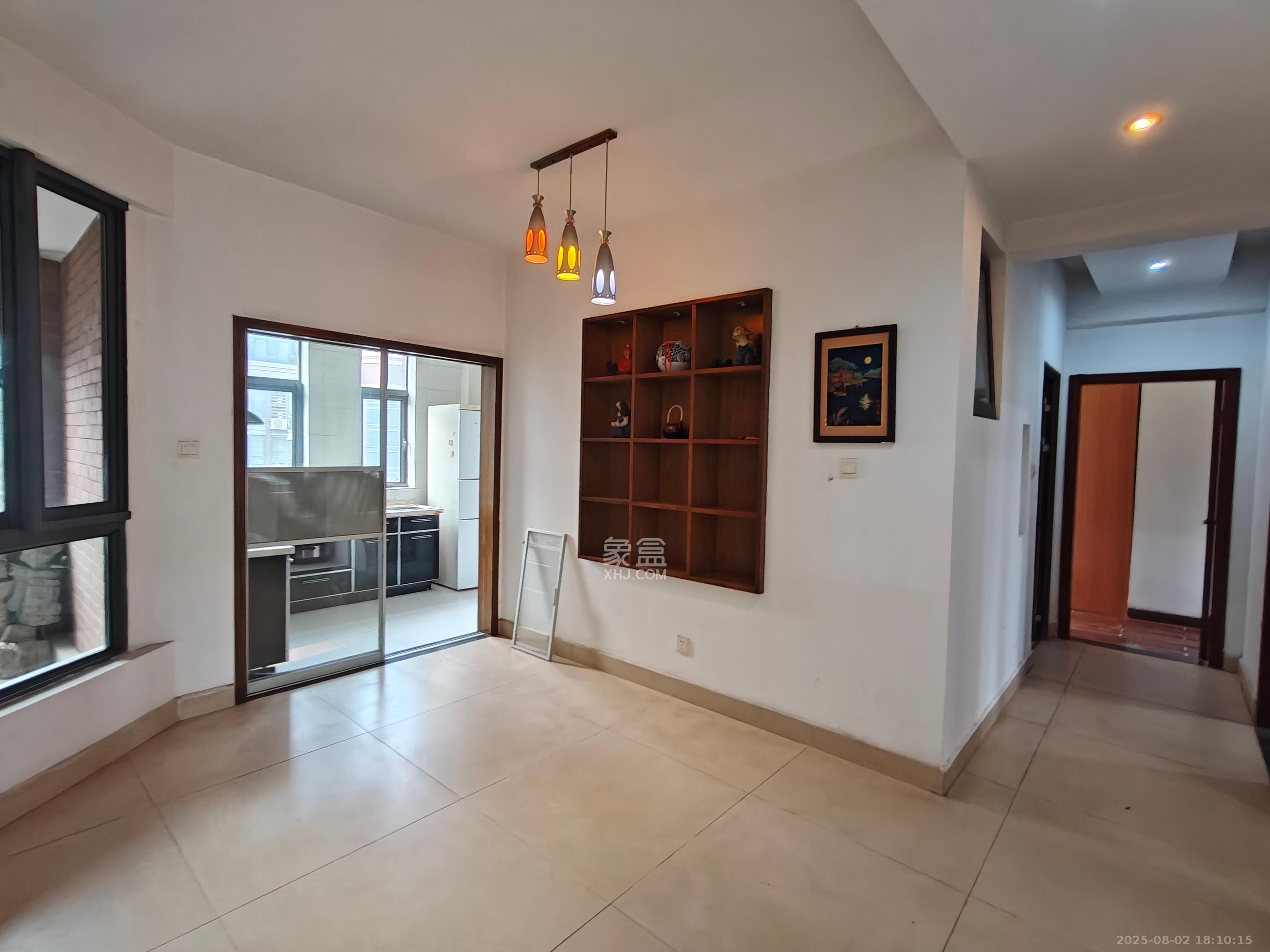 奥林匹克花园  3室2厅2卫    2600.0元/月 奥林匹克花园  3室2厅2卫    2600.0元/月室内图