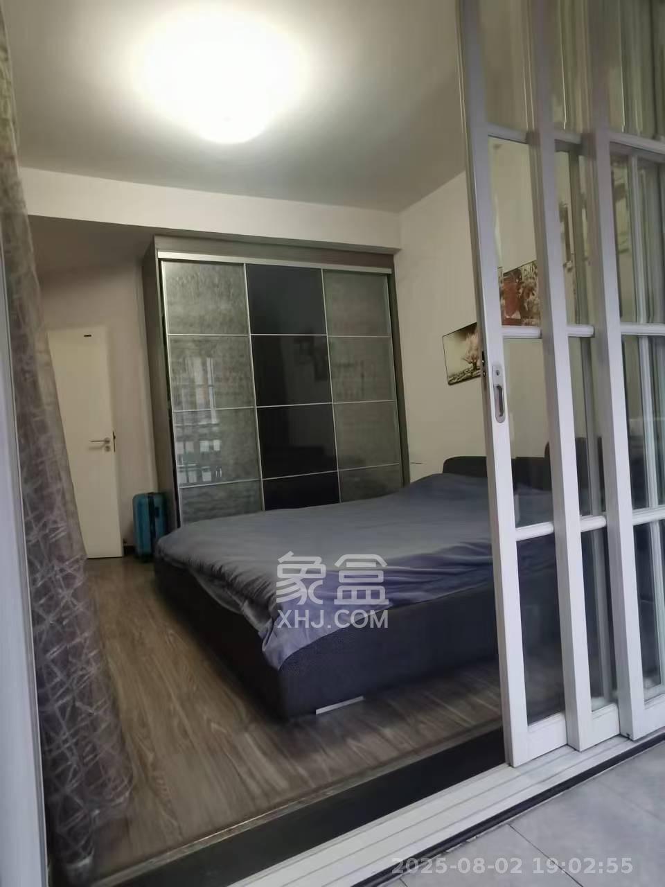 瑞都华庭(华庭美苑) 3室2厅1卫 2600.0元/月 瑞都华庭(华庭美苑) 3室2厅1卫 2600.0元/月室内图