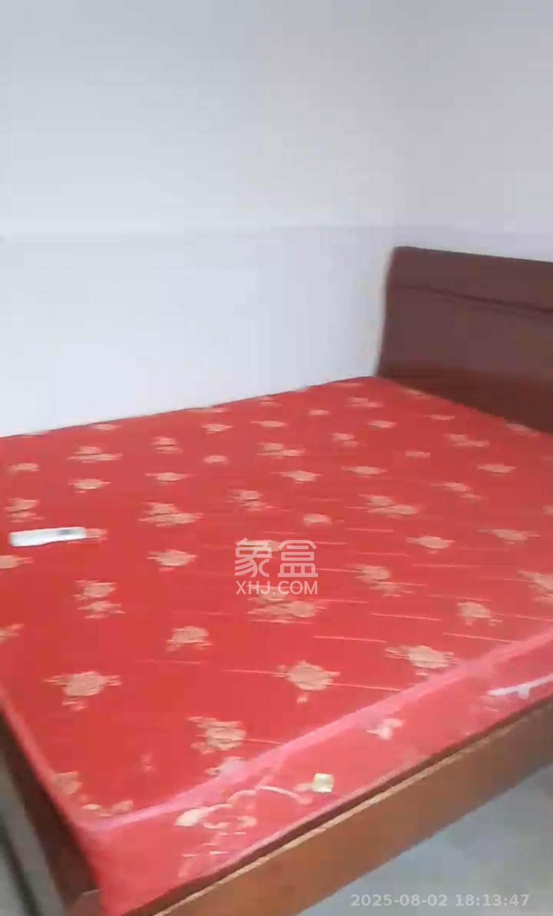 麓枫和苑  2室1厅1卫    1800.0元/月室内图