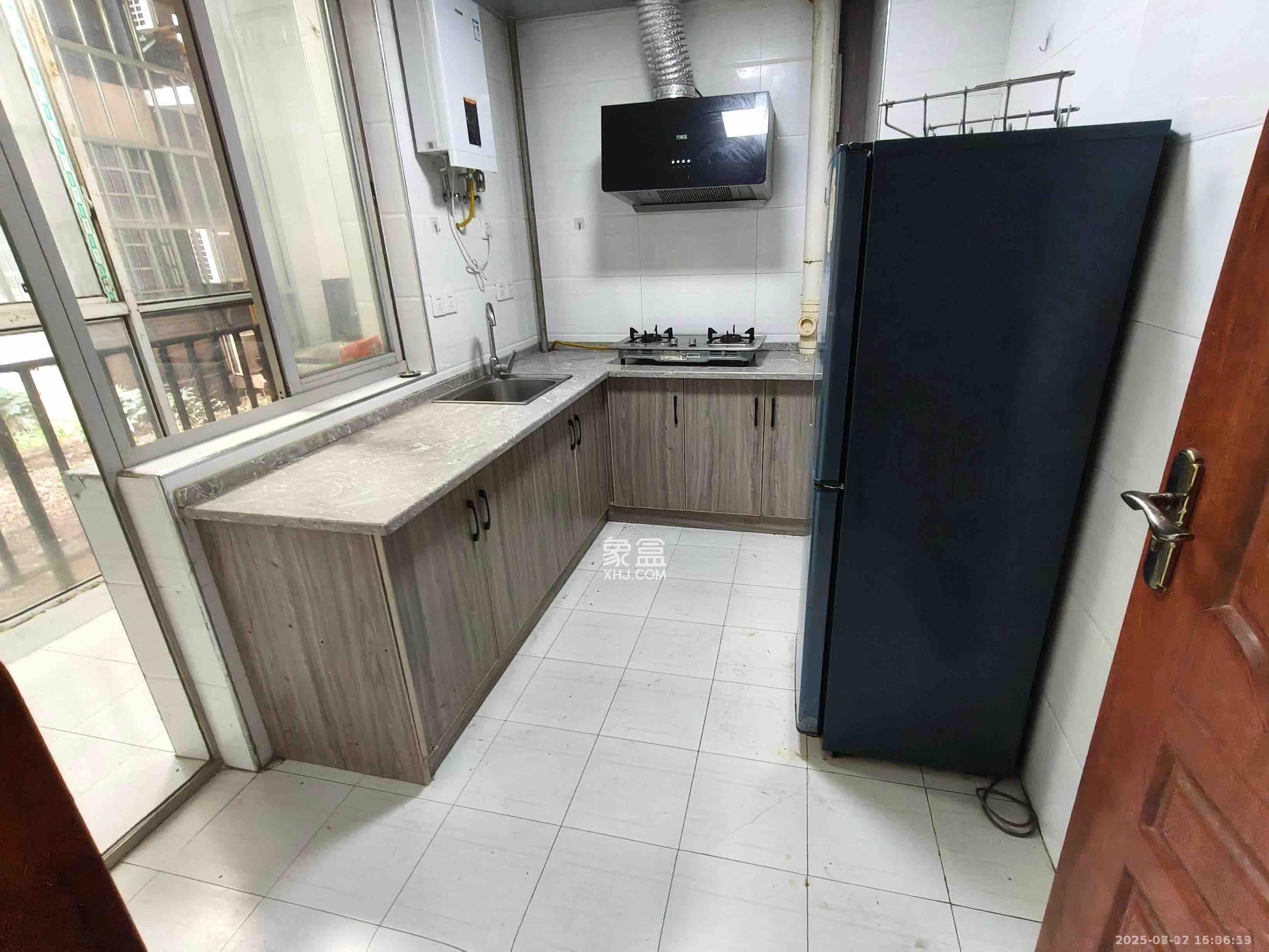 白沙湾嘉园 3室1厅2卫 2900.0元/月 白沙湾嘉园 3室1厅2卫 2900.0元/月室内图