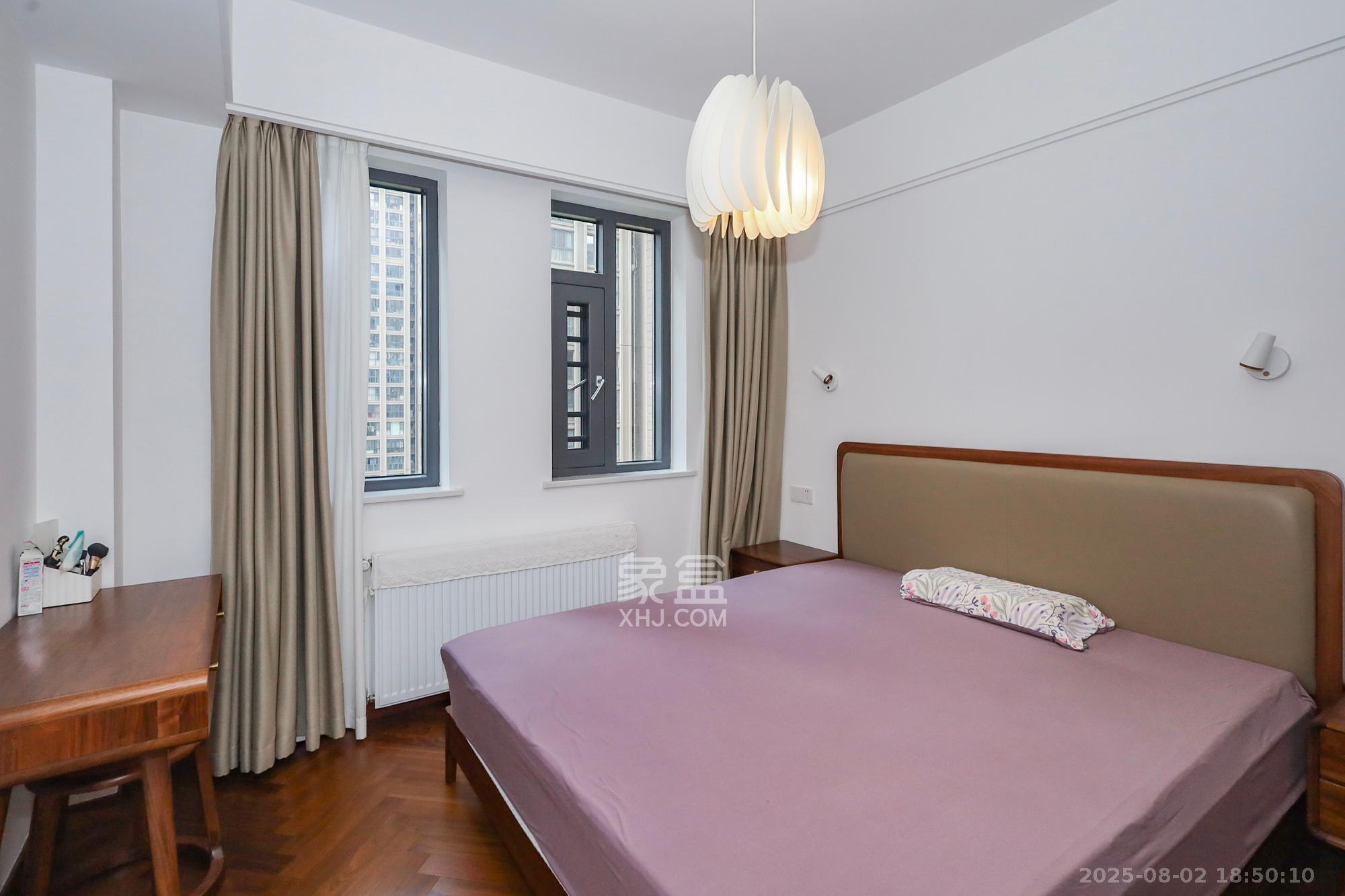 八方小区B区  4室2厅2卫    605.0万 八方小区B区  4室2厅2卫    605.0万卧室