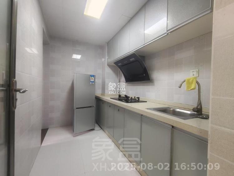 流金岁月-华晨国际 1室1厅1卫 1300.00元/月 流金岁月-华晨国际 1室1厅1卫 1300.00元/月室内图