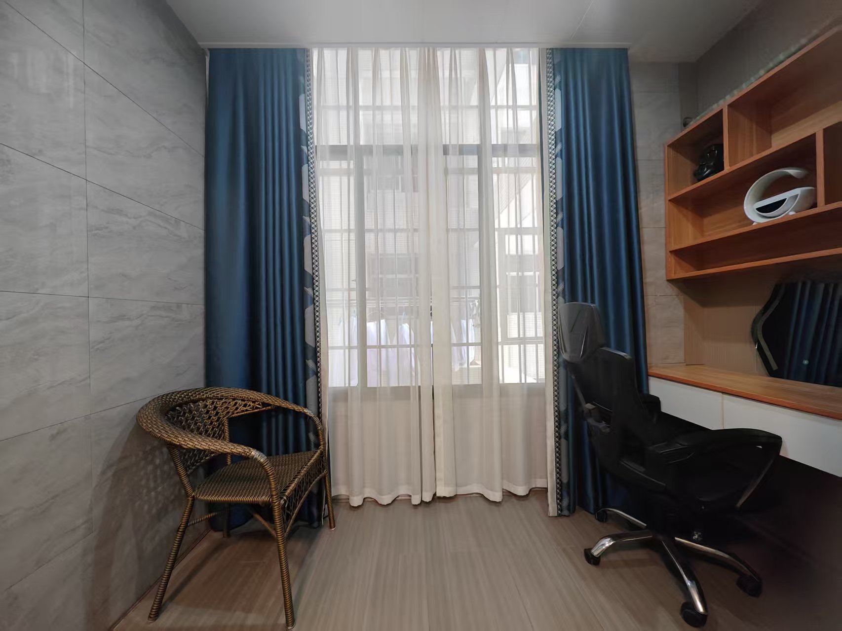 华南城市广场 1室1厅1卫 1500.0元/月 华南城市广场 1室1厅1卫 1500.0元/月室内图