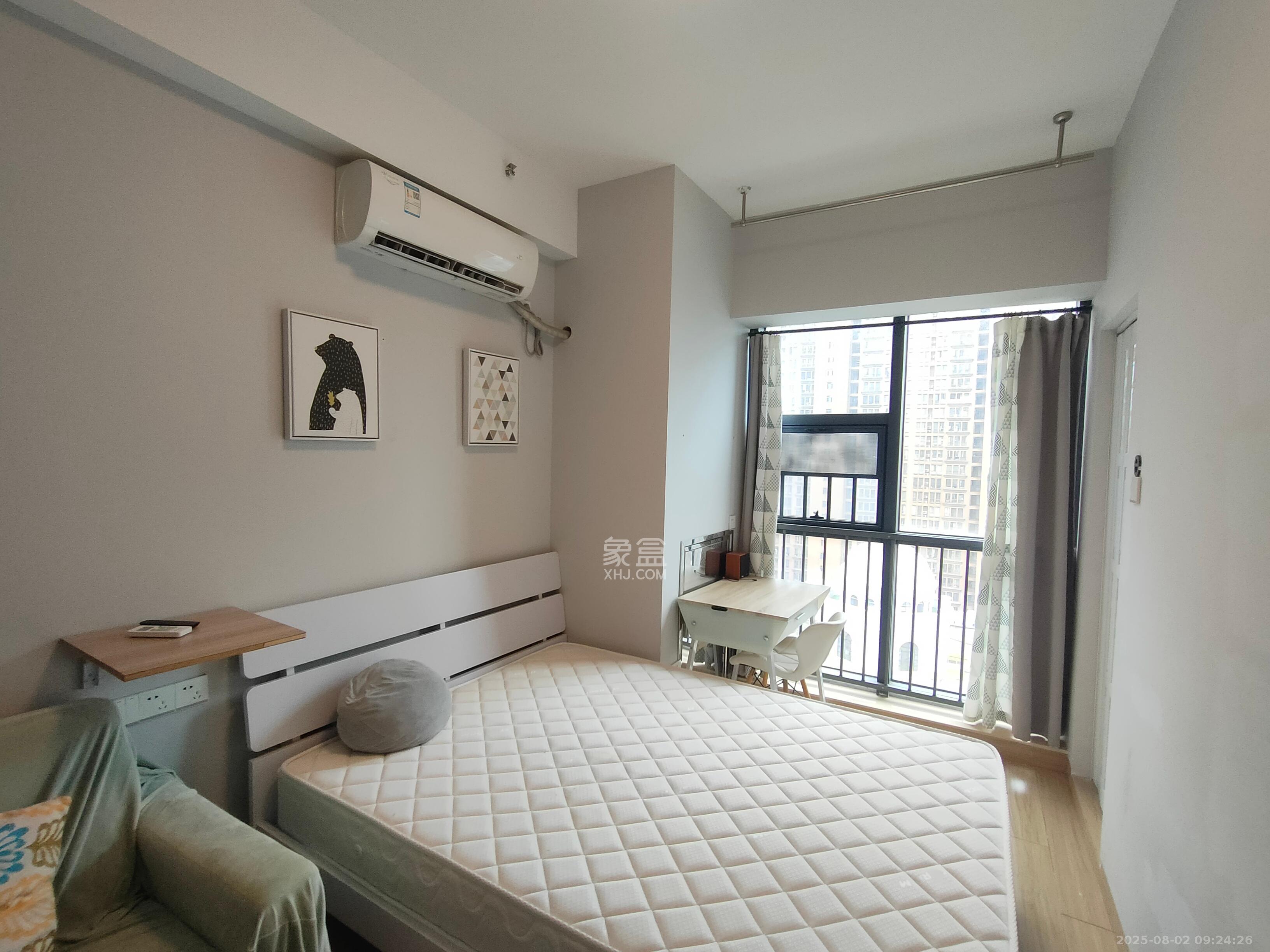 第六都（陆都小区）  1室1厅1卫    2000.0元/月室内图