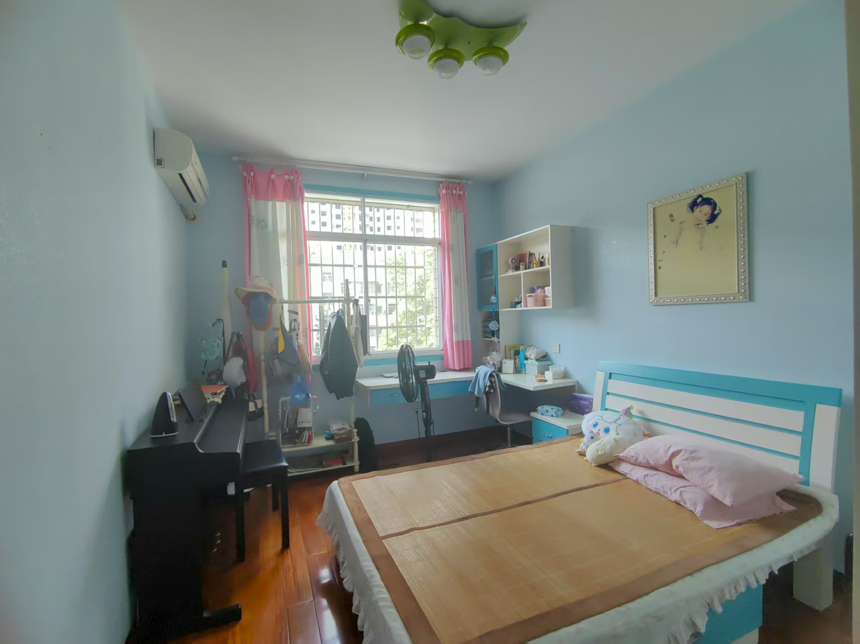 铂金玫瑰园  3室2厅2卫    680.0元/月室内图