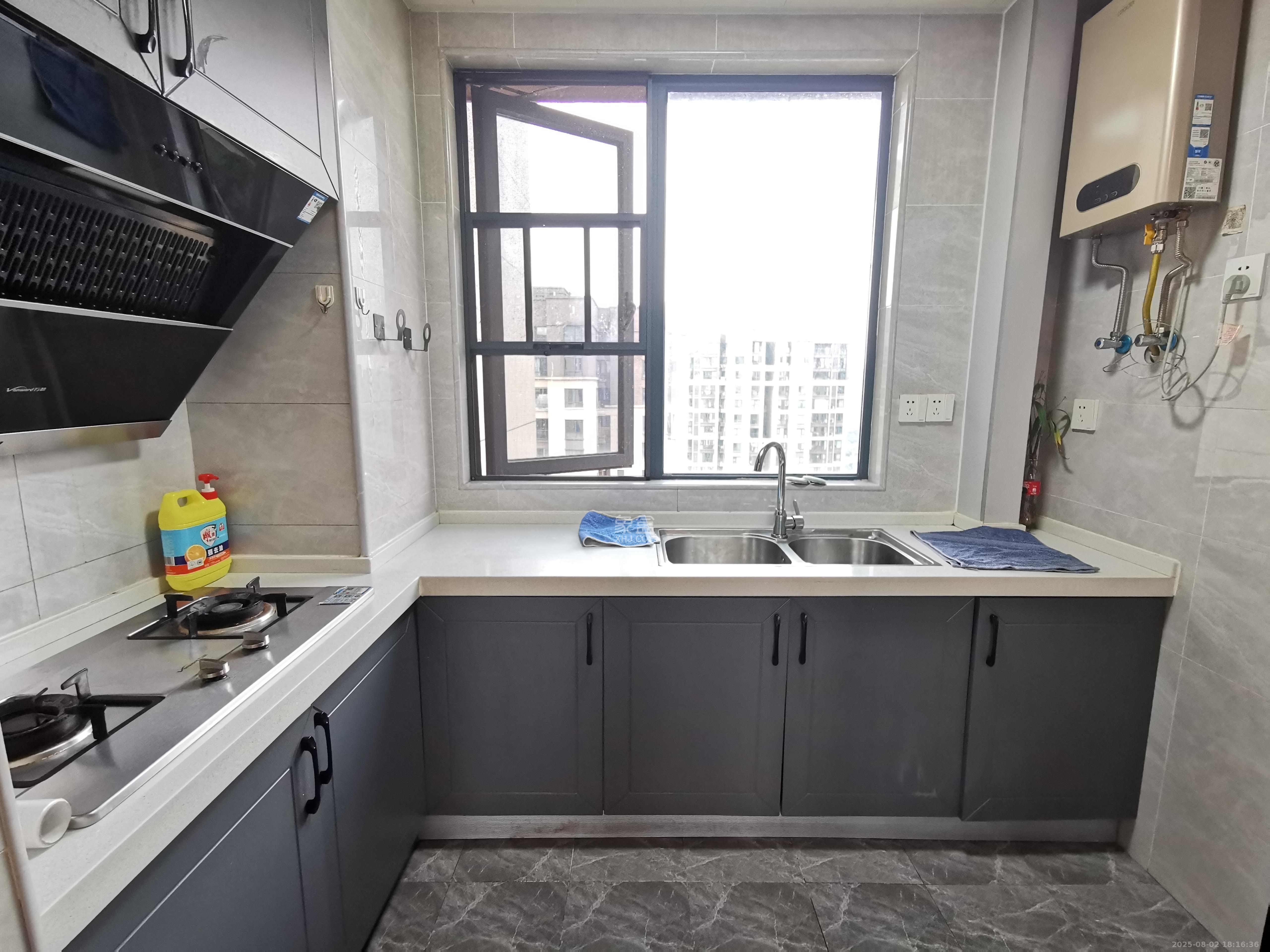 湘熙水郡(观澜海赋家园)  4室2厅2卫    3400.0元/月 湘熙水郡(观澜海赋家园)  4室2厅2卫    3400.0元/月室内图