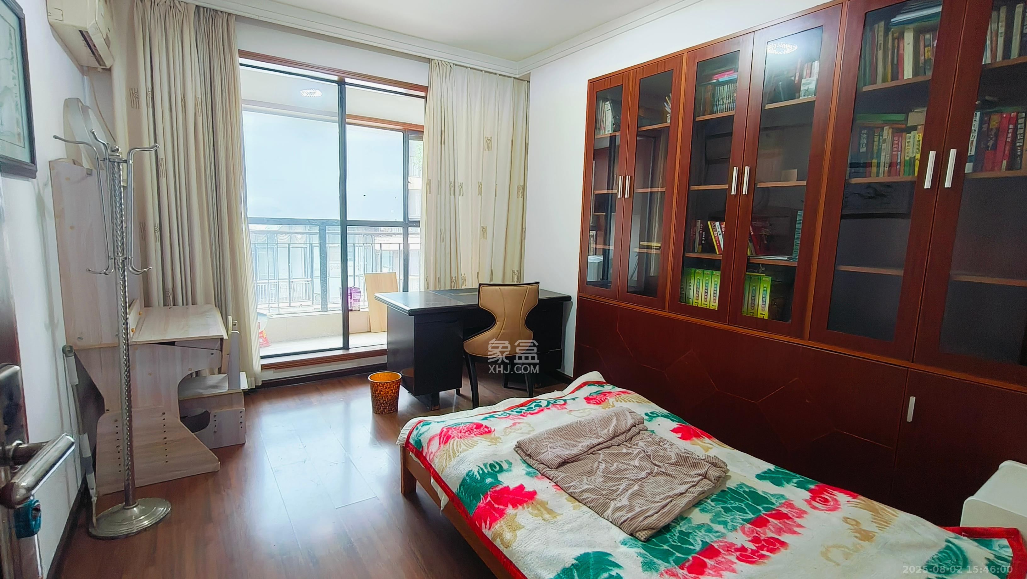 美林水郡 4室2厅2卫 2800.0元/月 美林水郡 4室2厅2卫 2800.0元/月室内图