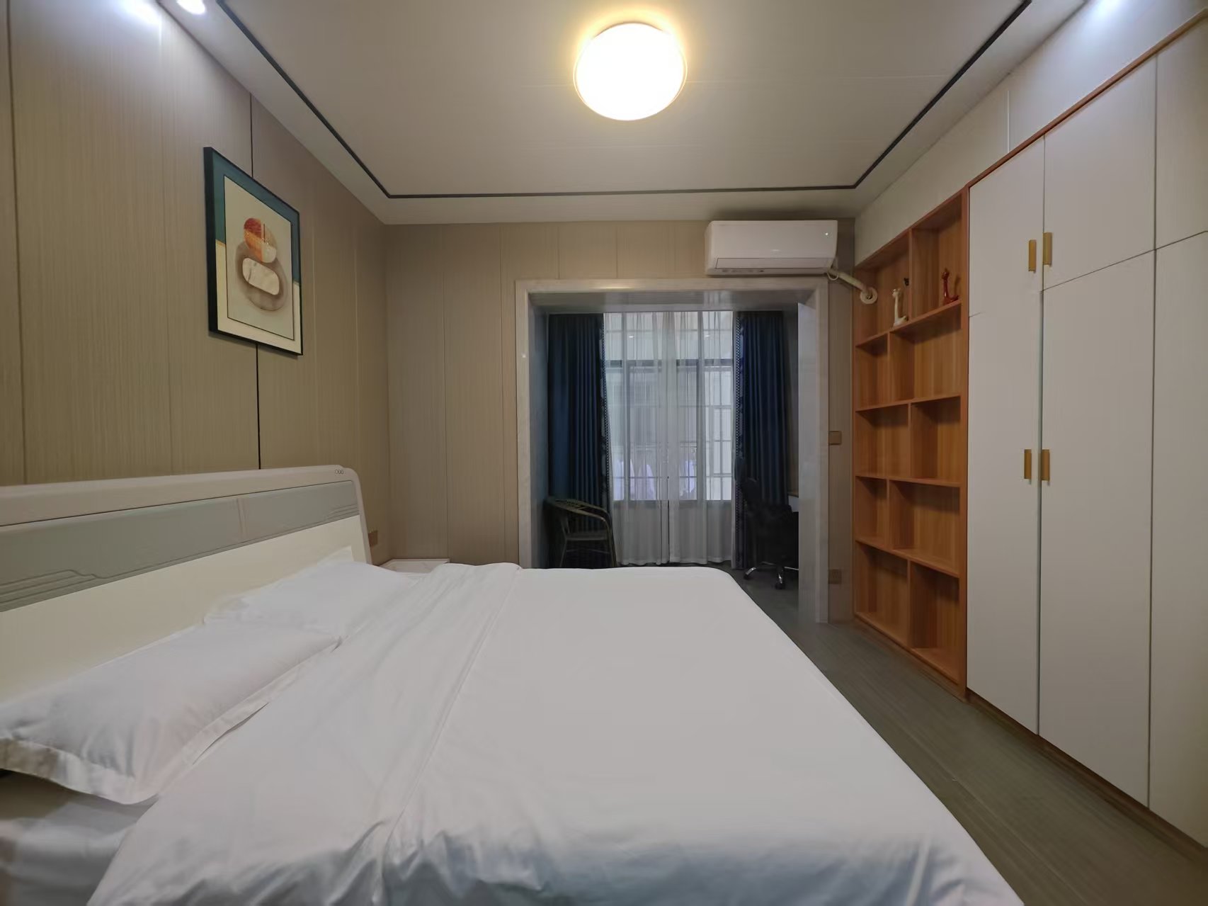 华南城市广场  1室1厅1卫    1500.0元/月室内图