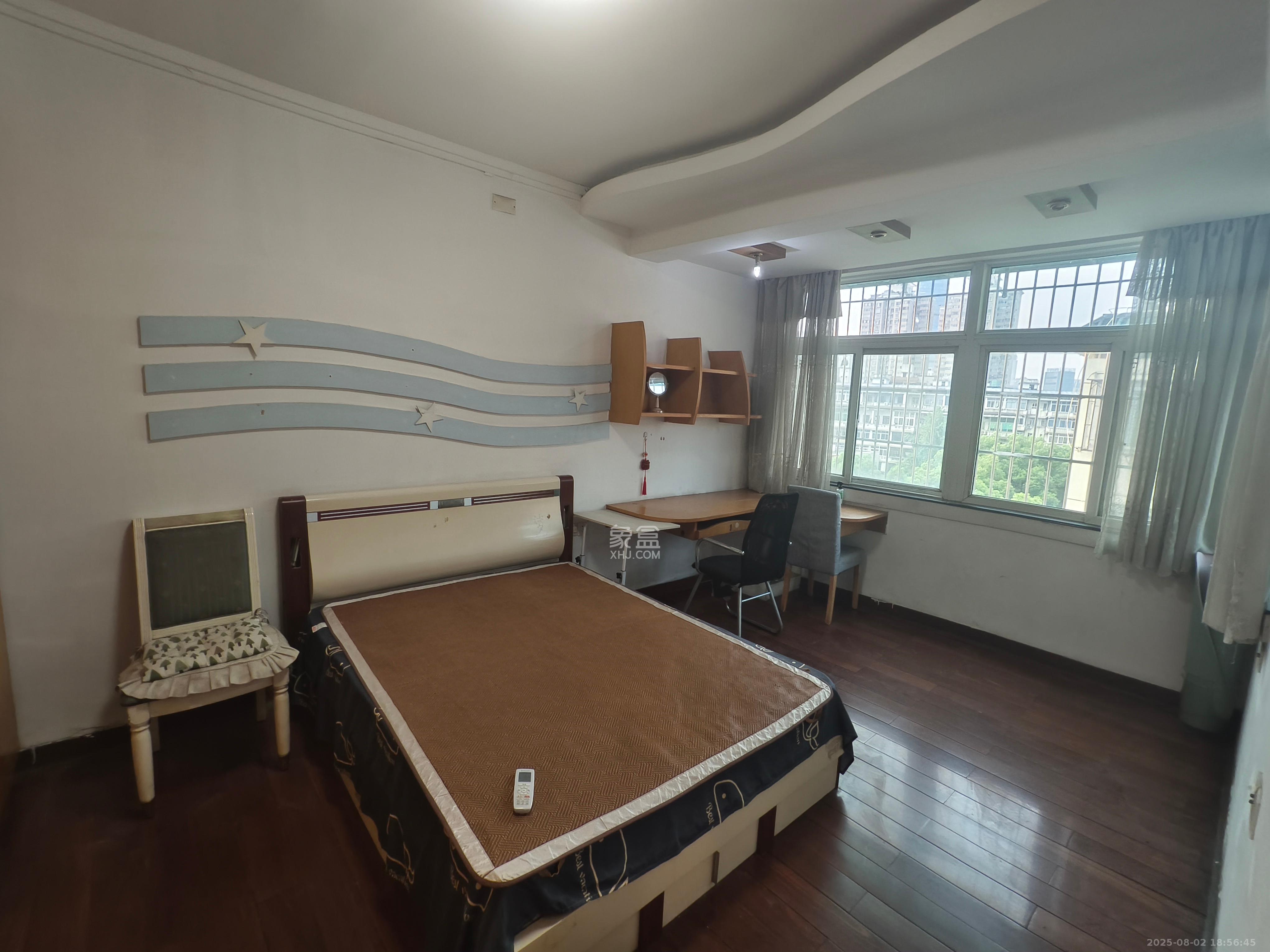 白马庙巷37号院（白沙路民政局商住楼）  3室2厅2卫   3200.00元/月室内图