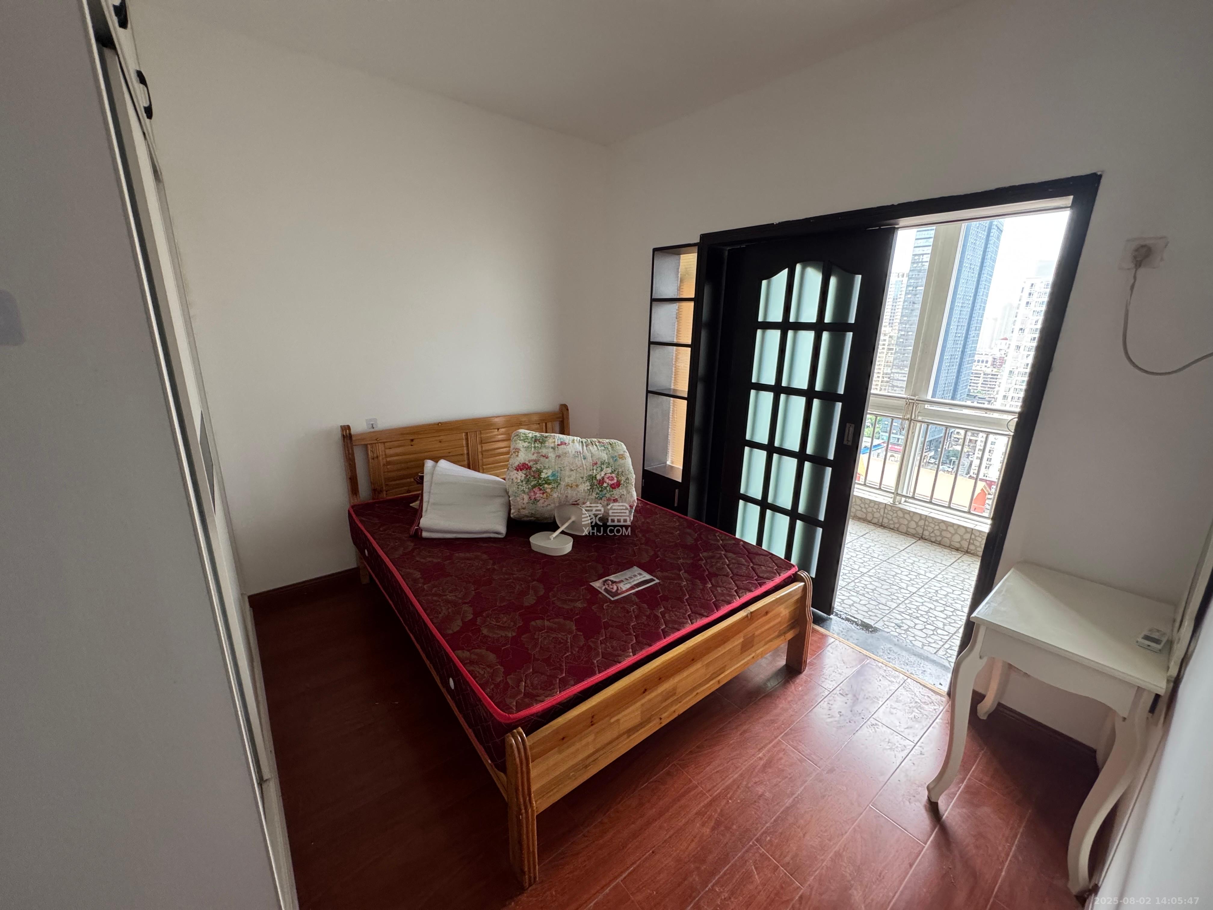 五一华府  2室2厅1卫    2500.0元/月室内图