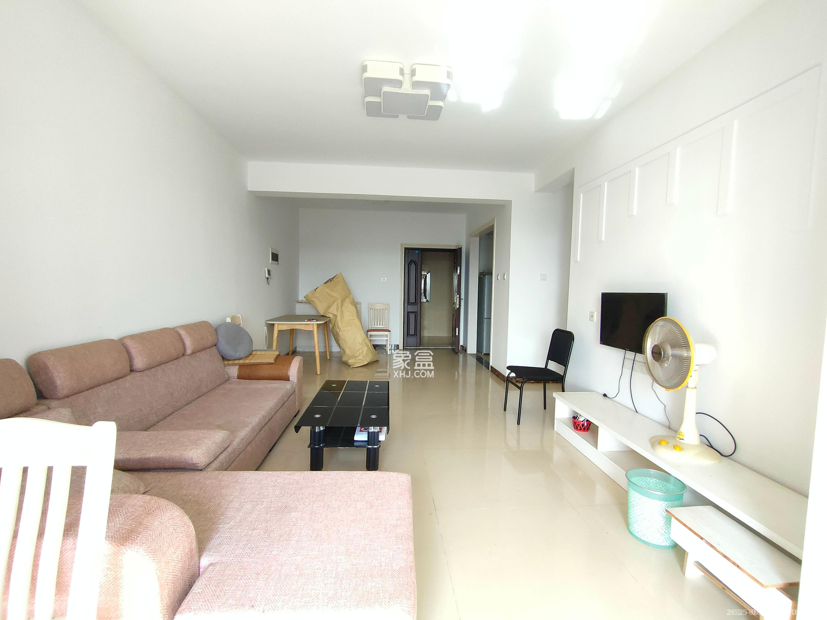 光明E城  3室2厅1卫    2200.0元/月室内图