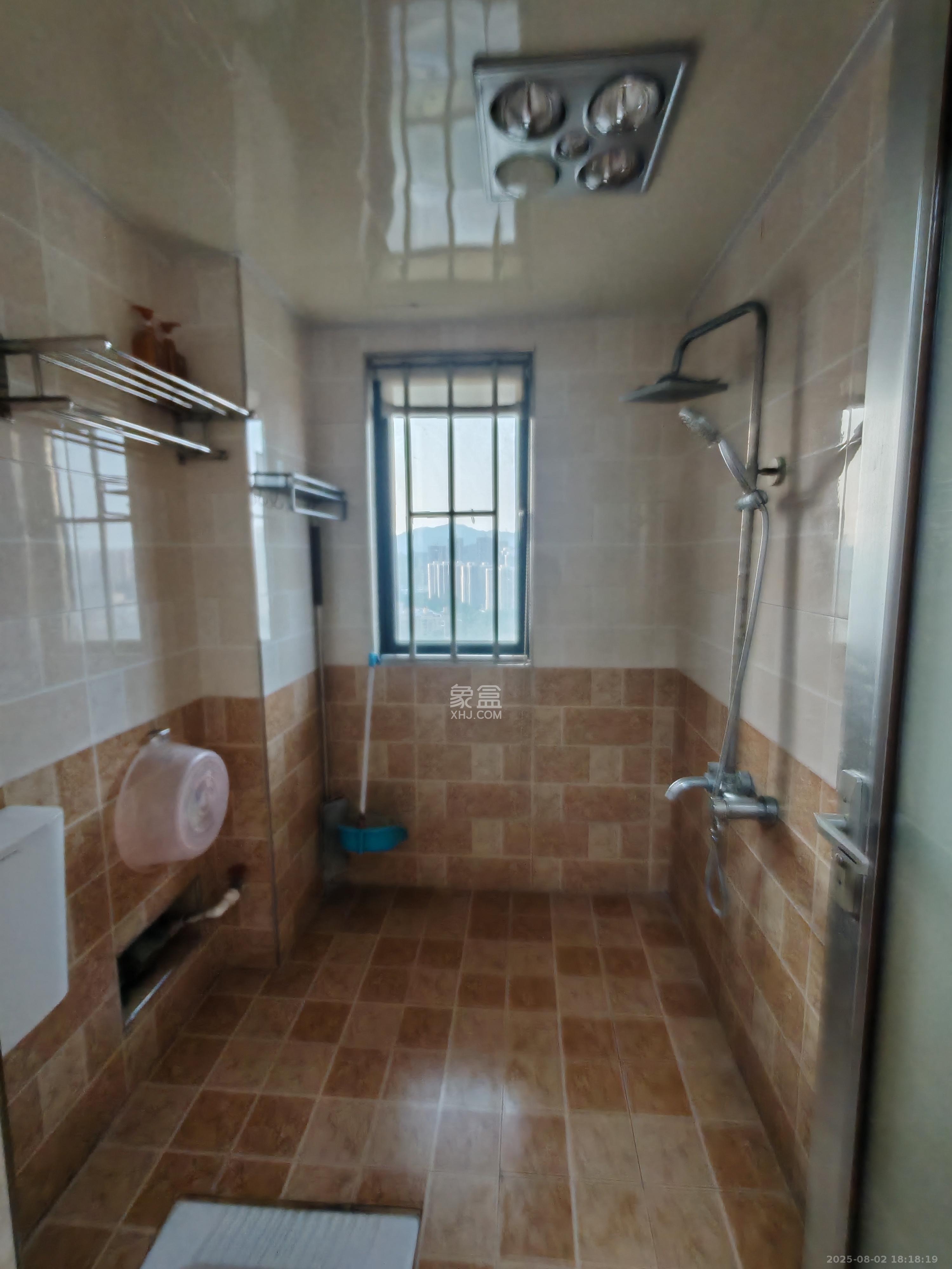 长房时代城  3室2厅1卫    2500.0元/月室内图