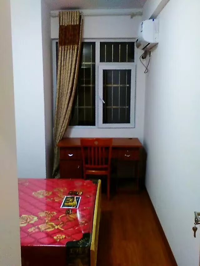 民俗文化广场 3室2厅2卫 2200.0元/月 民俗文化广场 3室2厅2卫 2200.0元/月室内图