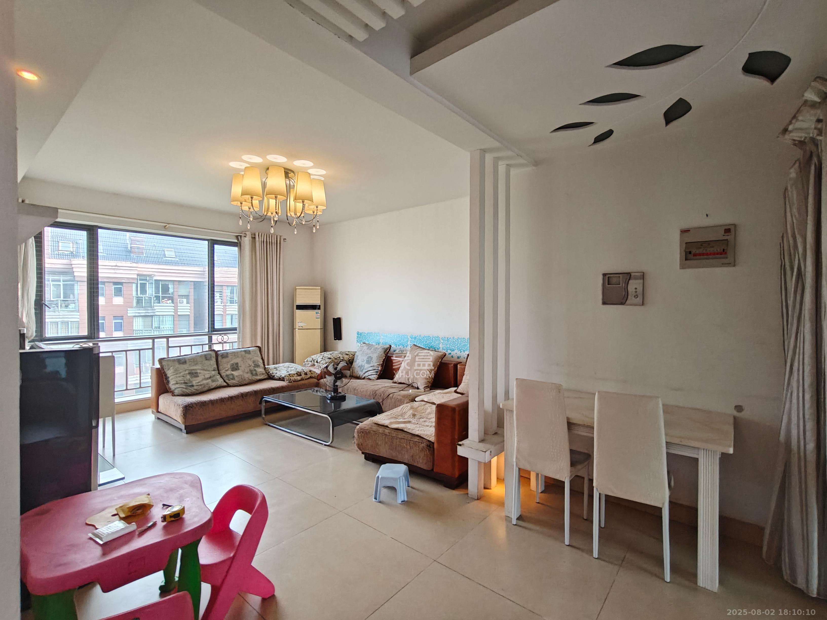 奥林匹克花园  3室2厅2卫    2600.0元/月 奥林匹克花园  3室2厅2卫    2600.0元/月室内图