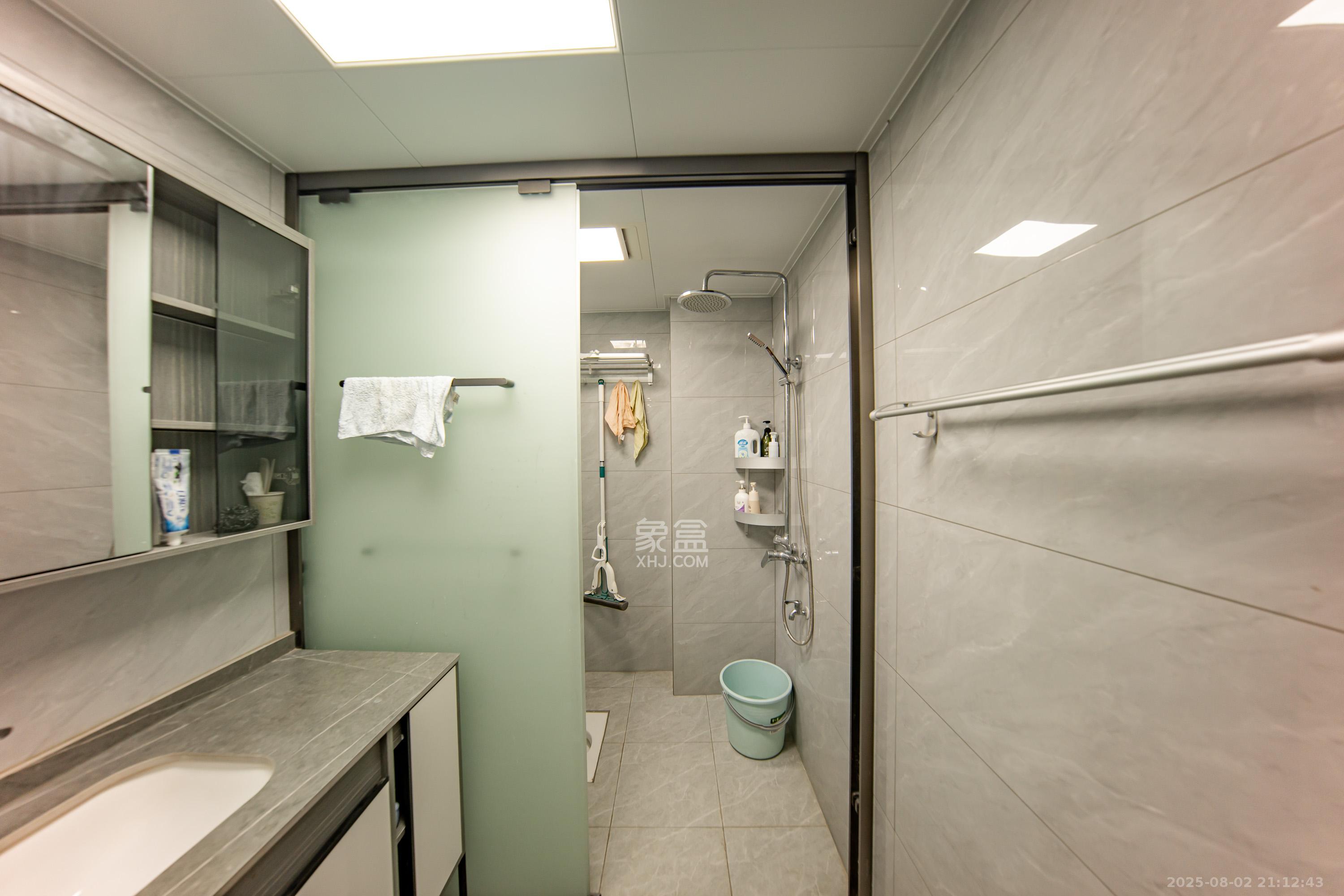 洋湖时代 3室2厅1卫 84.00万 洋湖时代 3室2厅1卫 84.00万卫生间