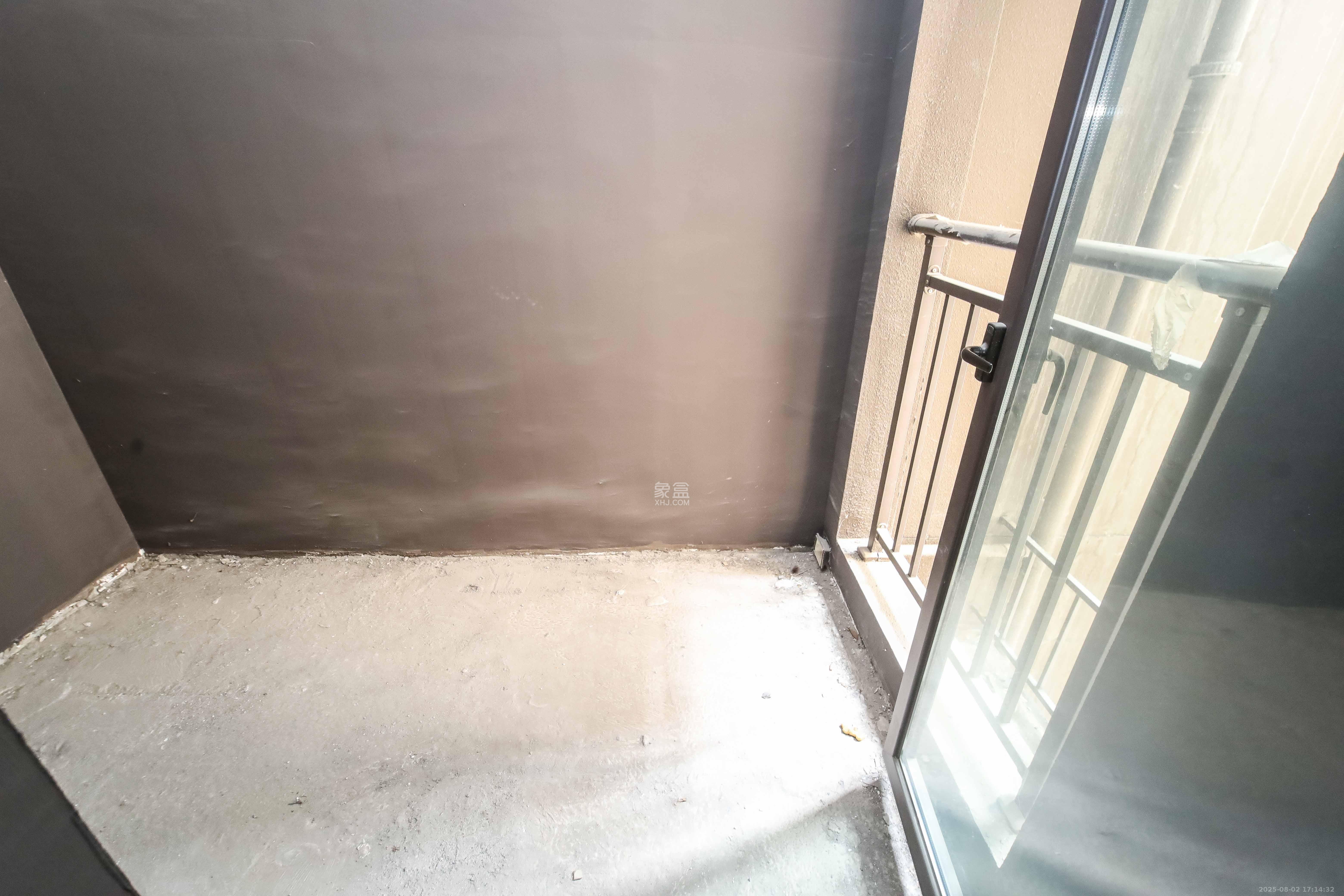 德奥悦东方 3室2厅2卫 135.0万 德奥悦东方 3室2厅2卫 135.0万阳台